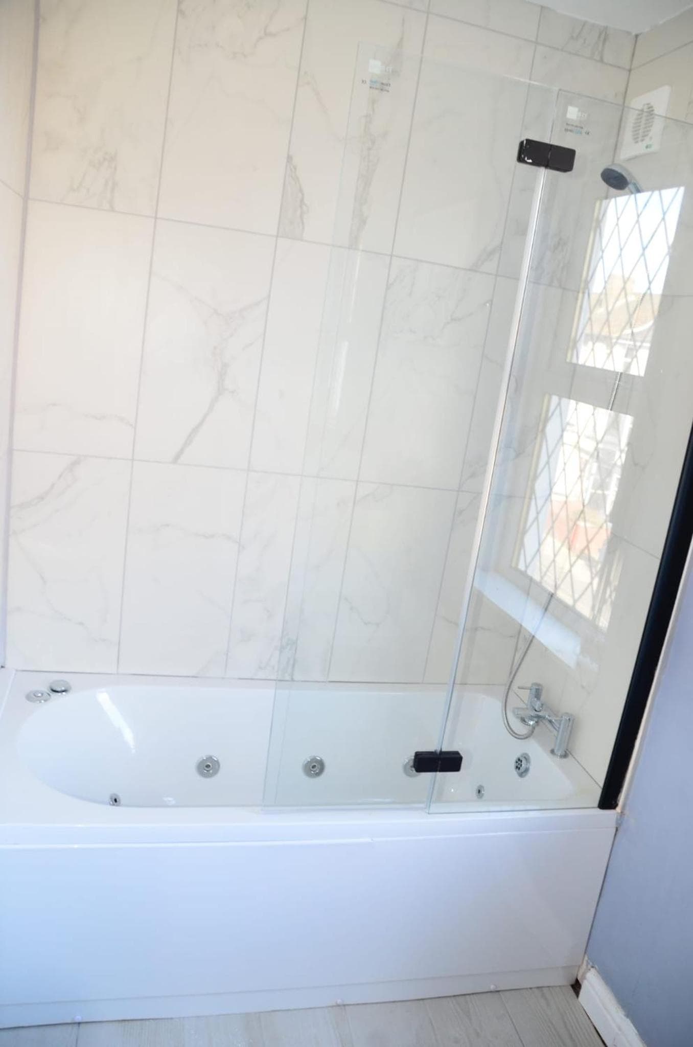 Blok 3 -Jacuzzi Suites, Apartment & Ensuite Rooms, photo 2