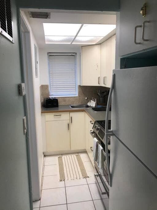 Aloha Apartments On the Intracoastal-Walk to the Beach, Pompano Beach, photo 3