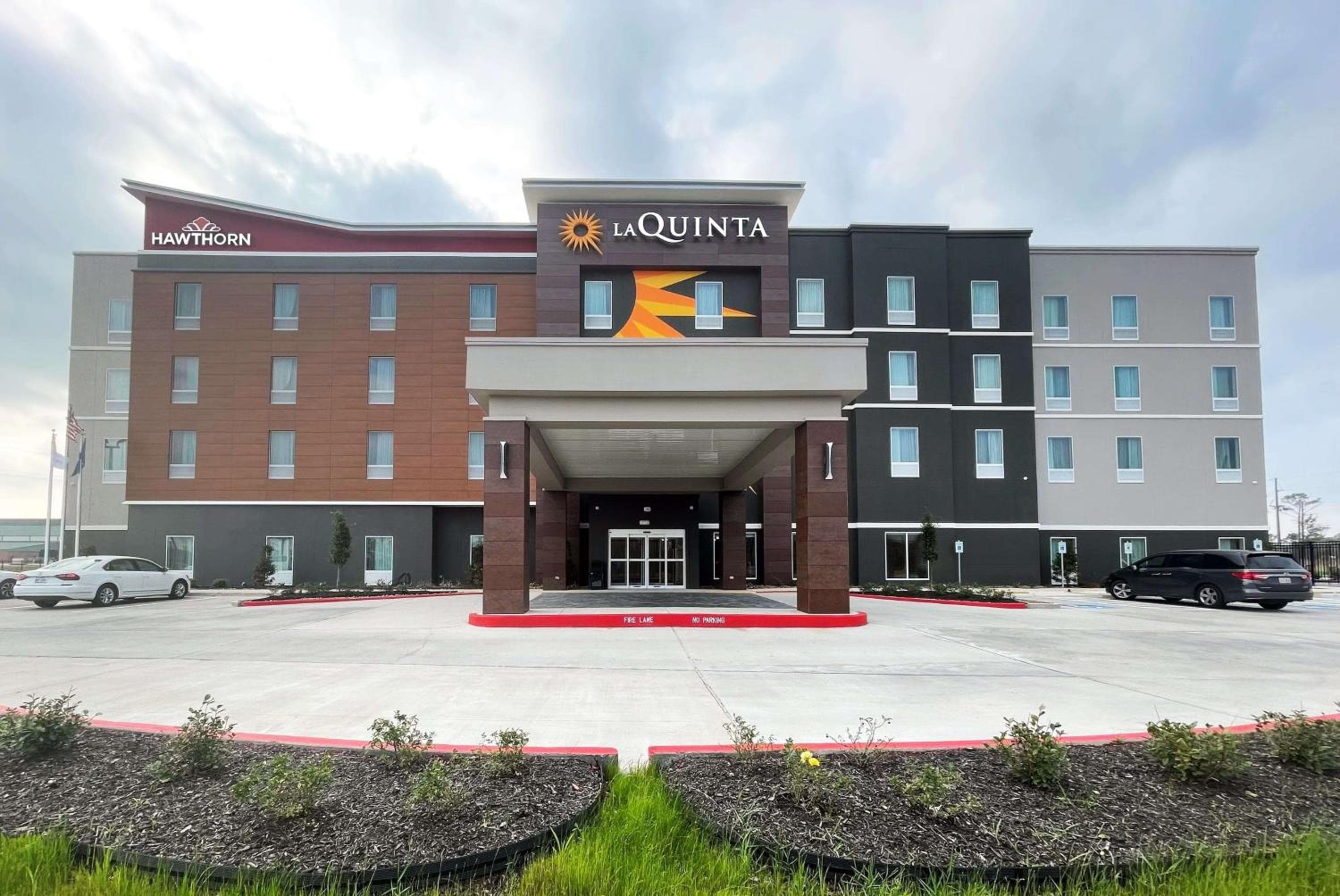 Hawthorn Extended Stay by Wyndham Sulphur Lake Charles, Sulphur