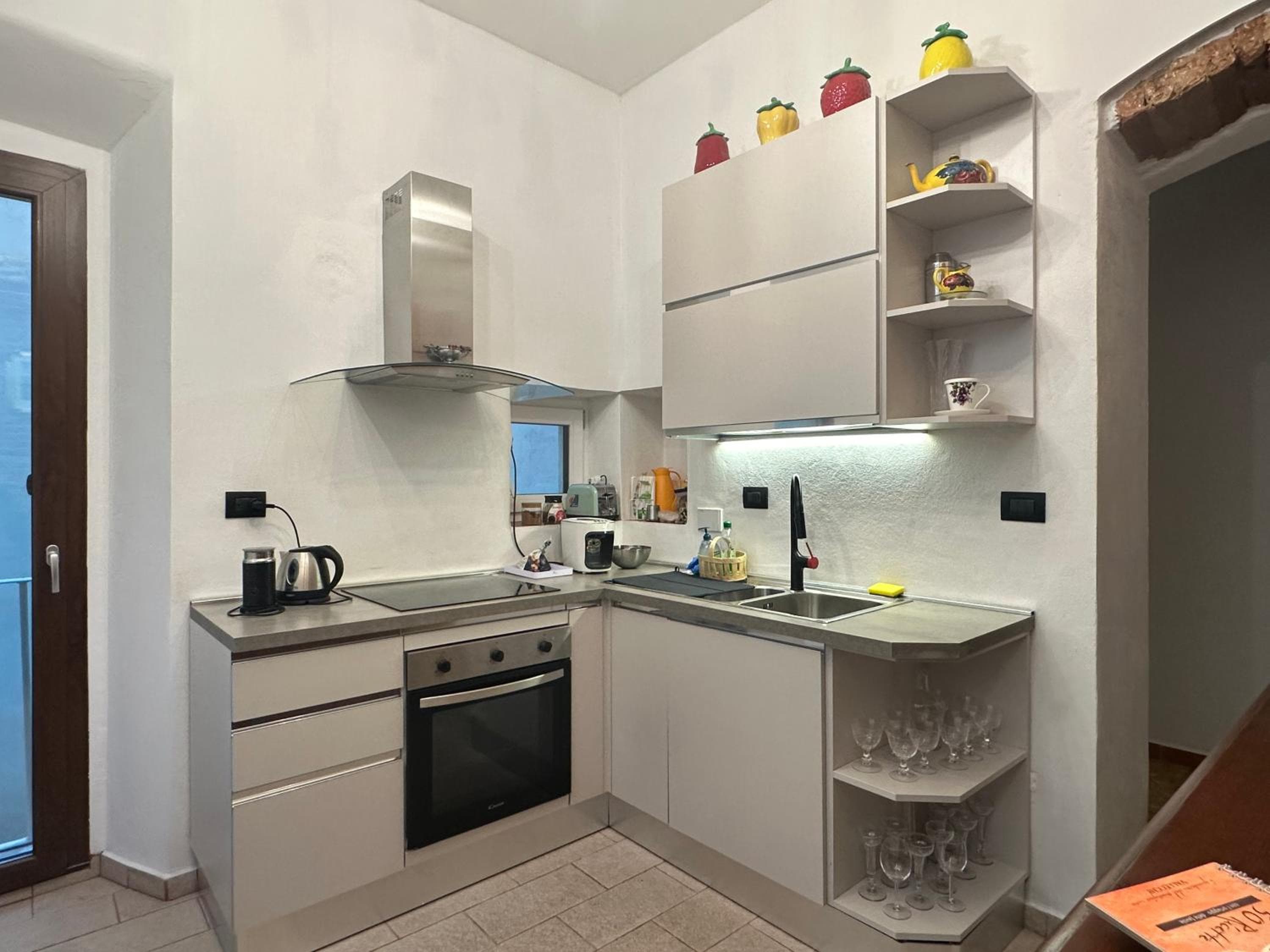 Venus Two-Floored Stylish Apartment in the City Center, Florence, photo 3