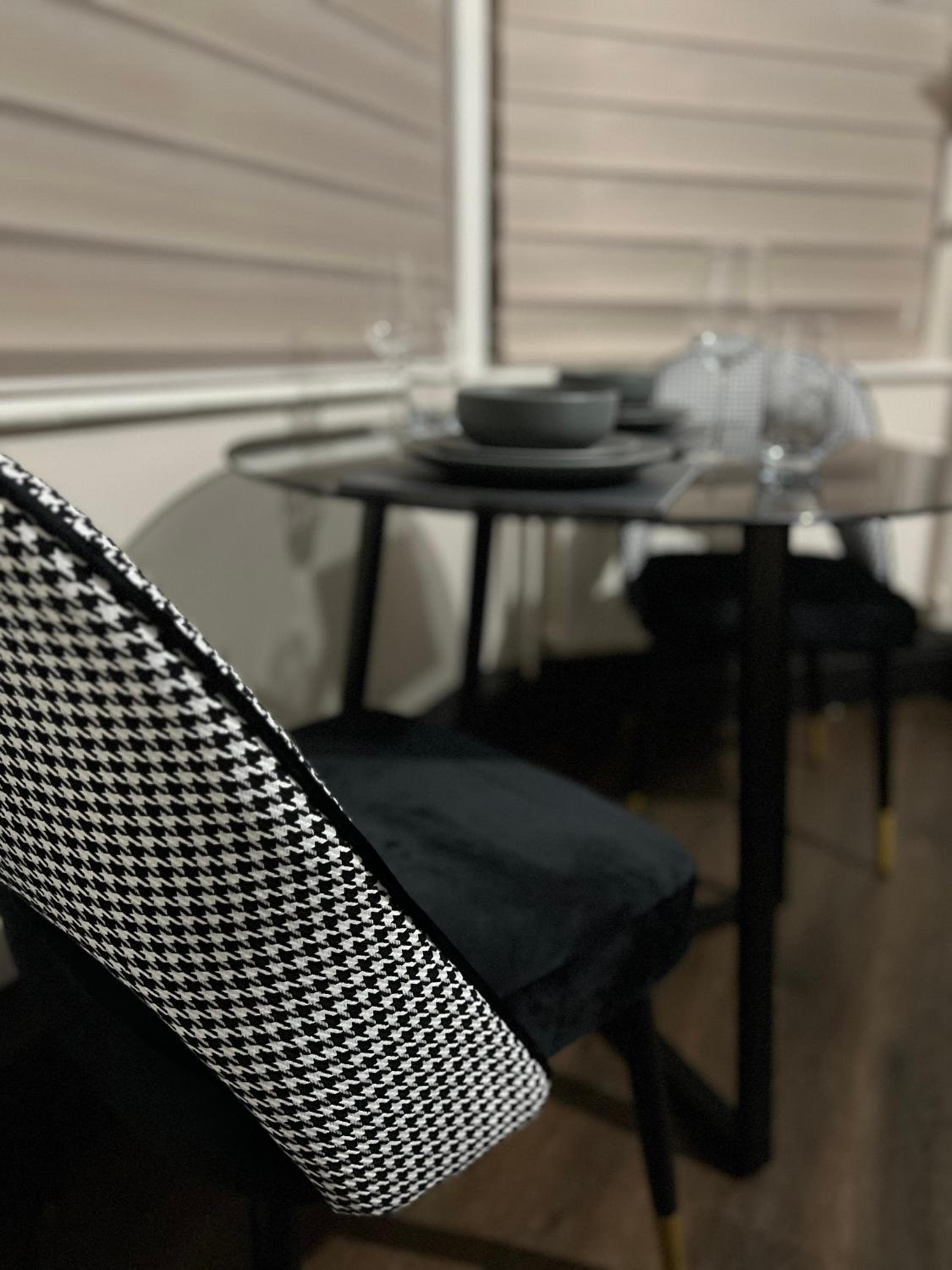 Dining at King Size Studio Apartment Streatham