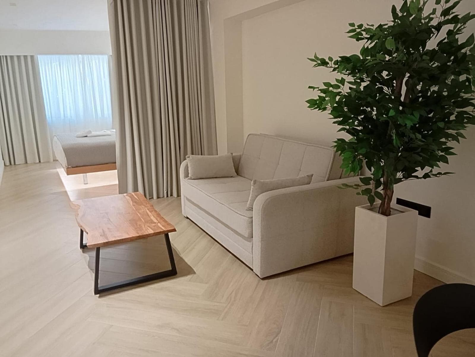 Triple A - Family hospitality Near Ermou - FREE Parking!, Athens, photo 4