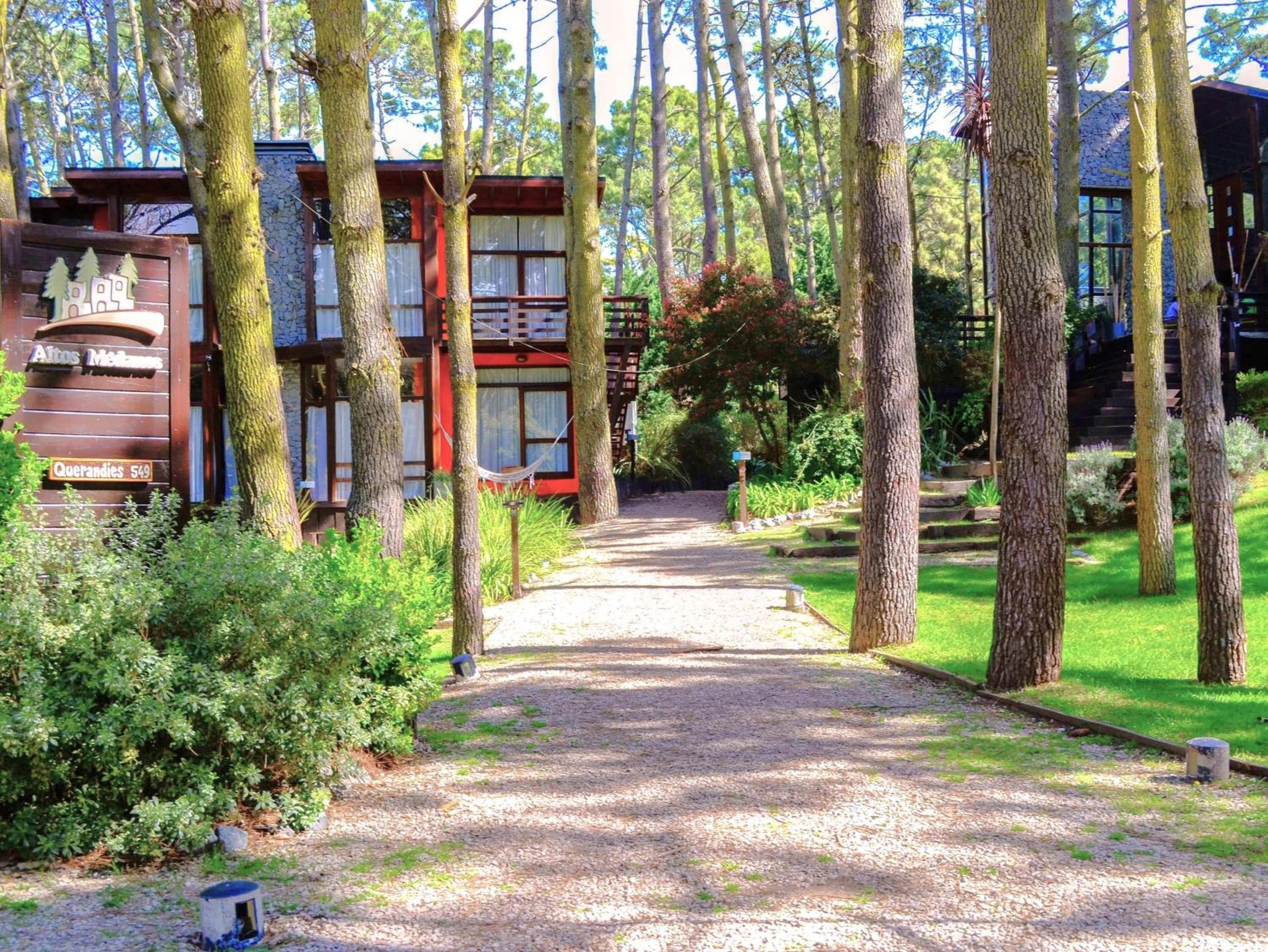 Altos Medanos Cabañas & Club de Bosque, Mar de las Pampas