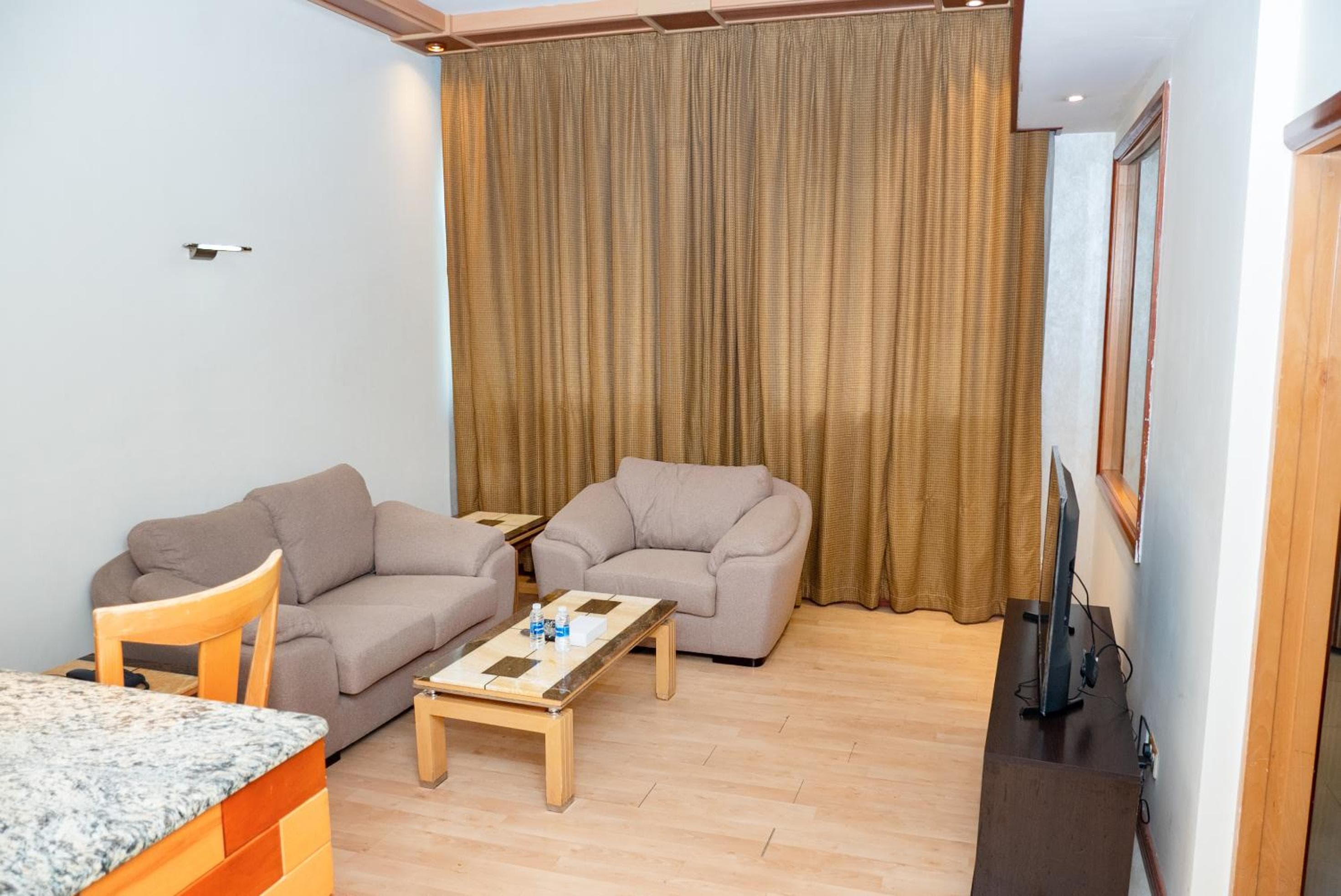 Excelsior Luxury Apartments, Manama, photo 2