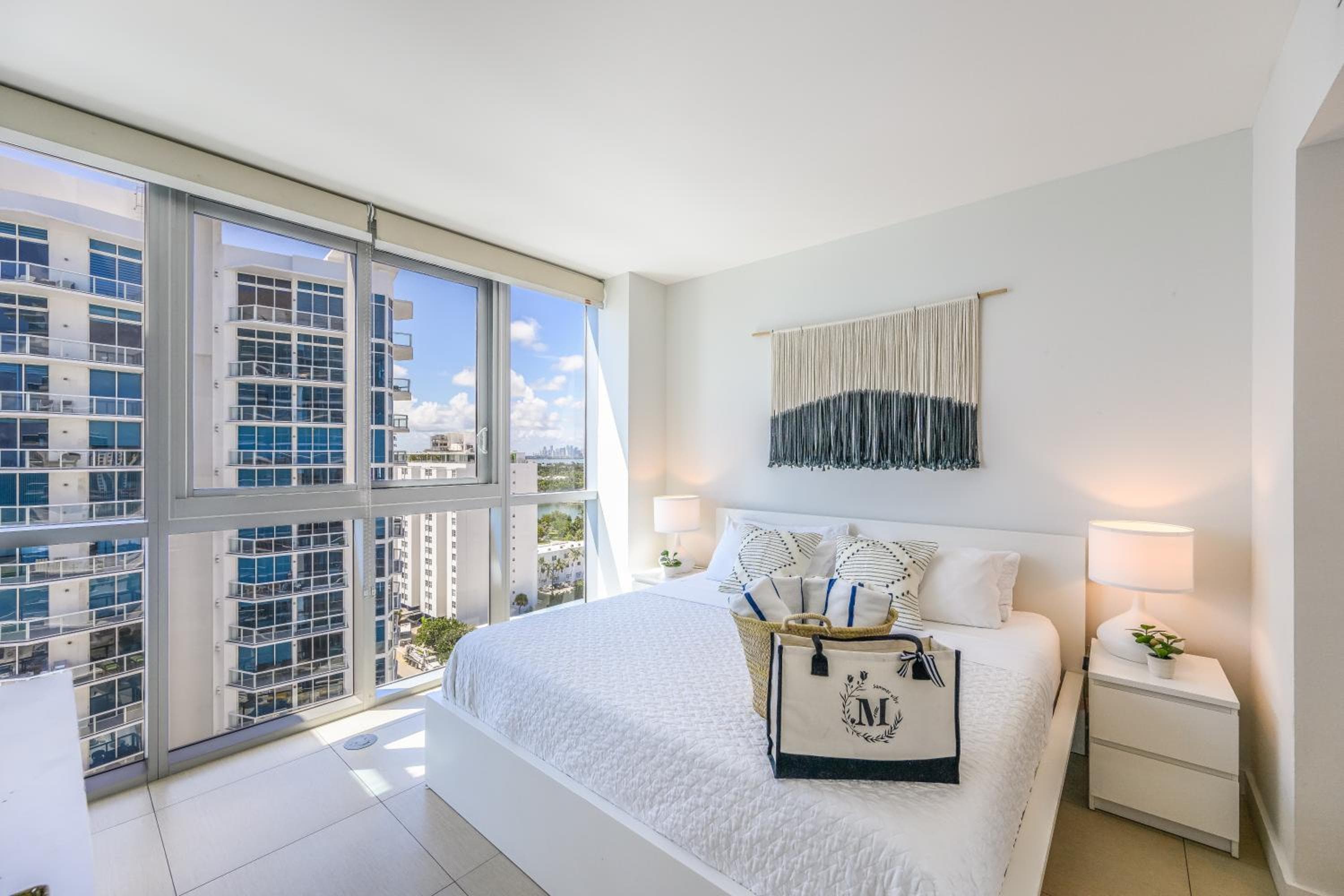 Monte Carlo by Miami Vacations, Miami Beach, photo 2