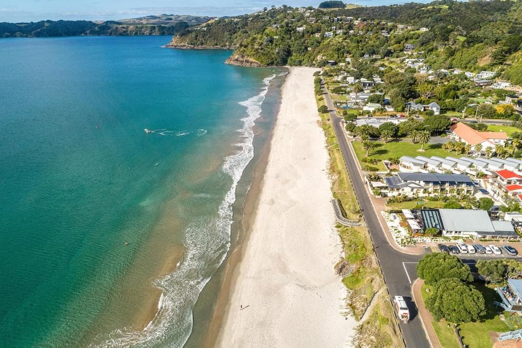 Onetangi Beach Apartments, Onetangi, photo 6