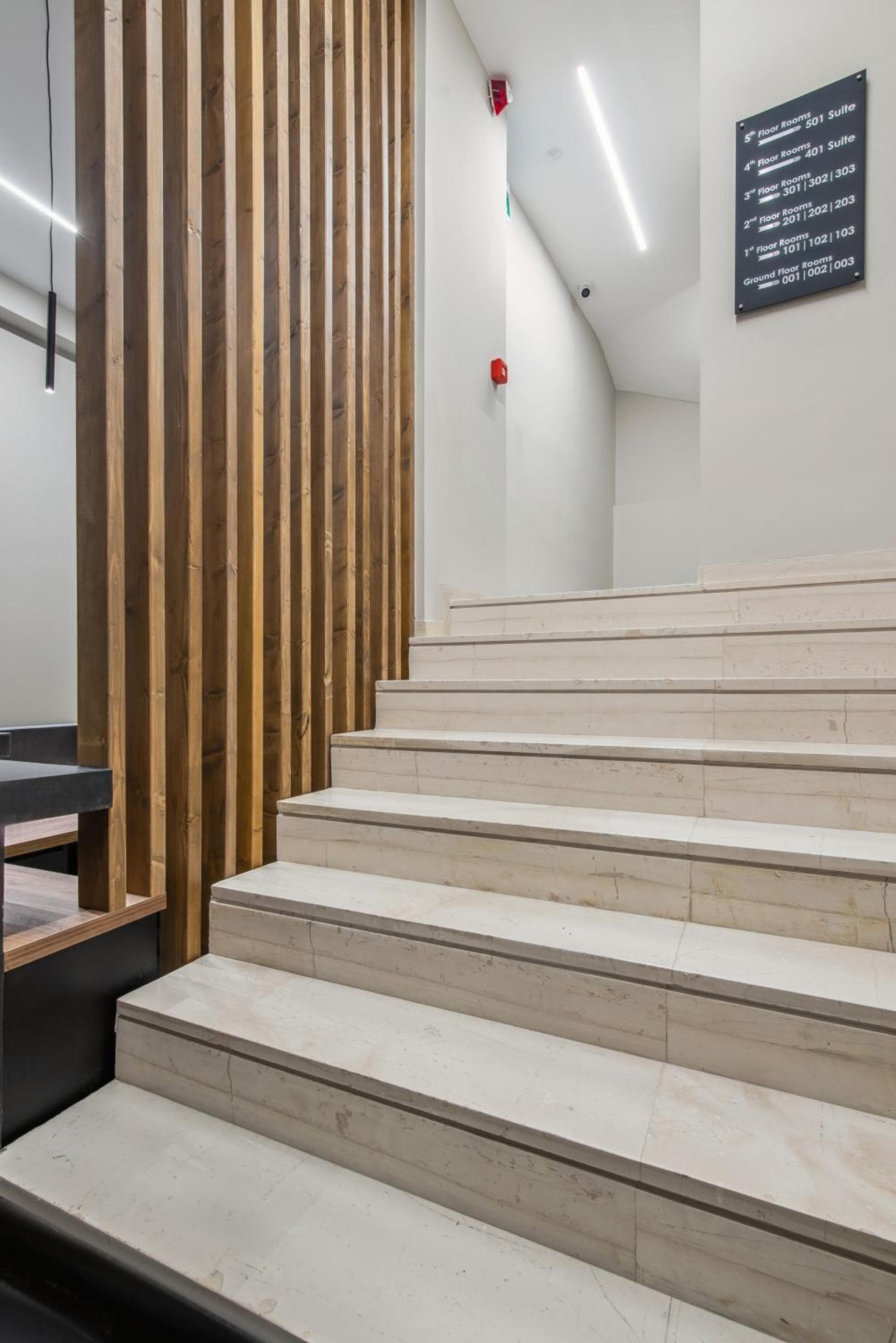 Mc Queen Boutique Apartments, Athens, photo 6