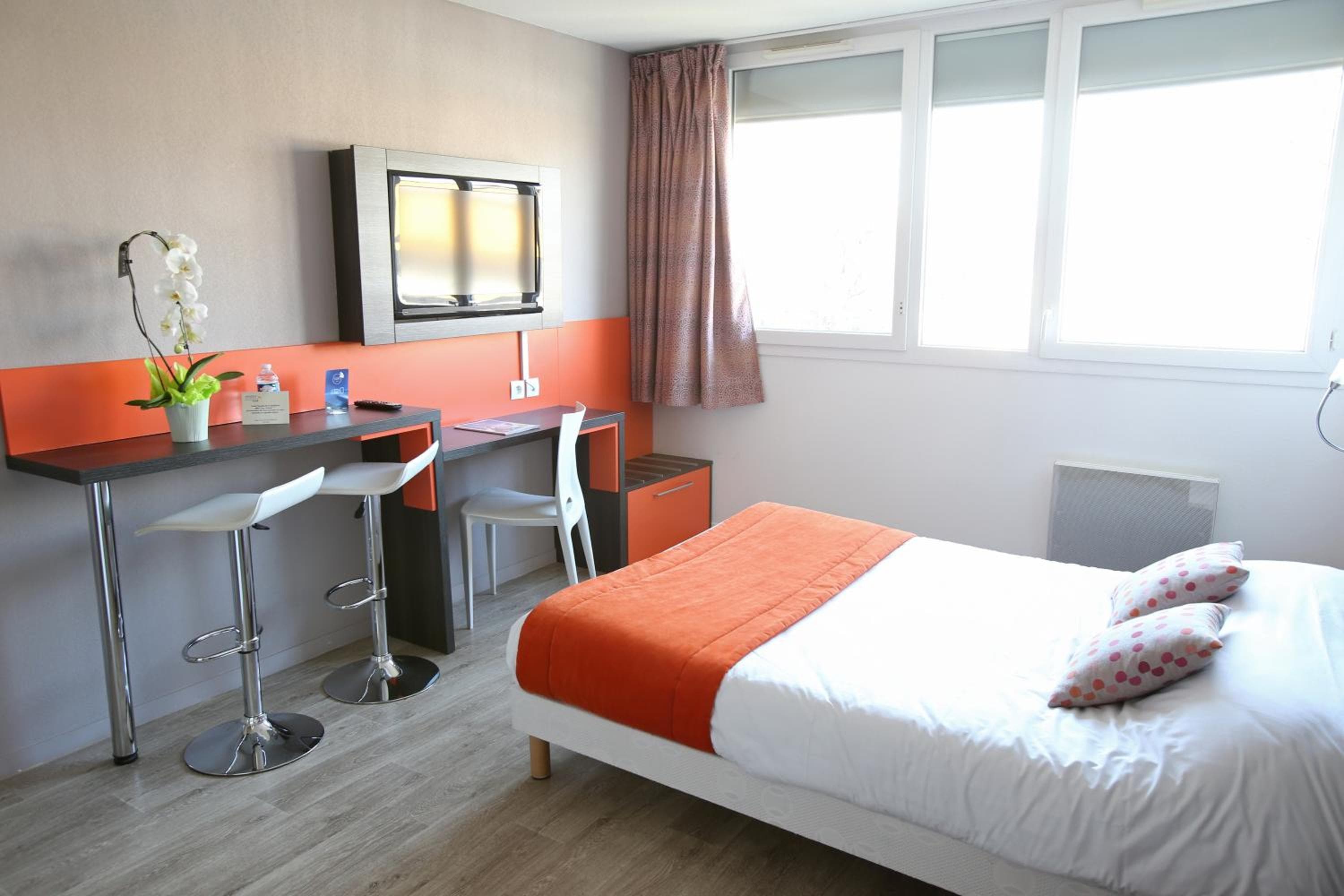 Hotel room at Adonis Paris Sud