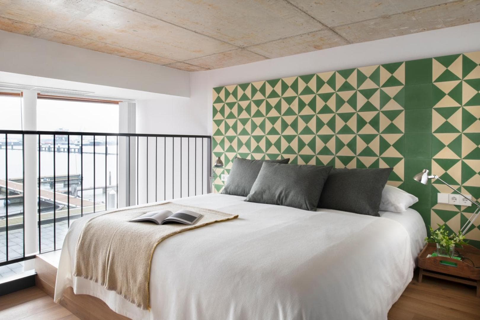 Eric Vökel Boutique Apartments - Riverfront Suites, Amsterdam, photo 3