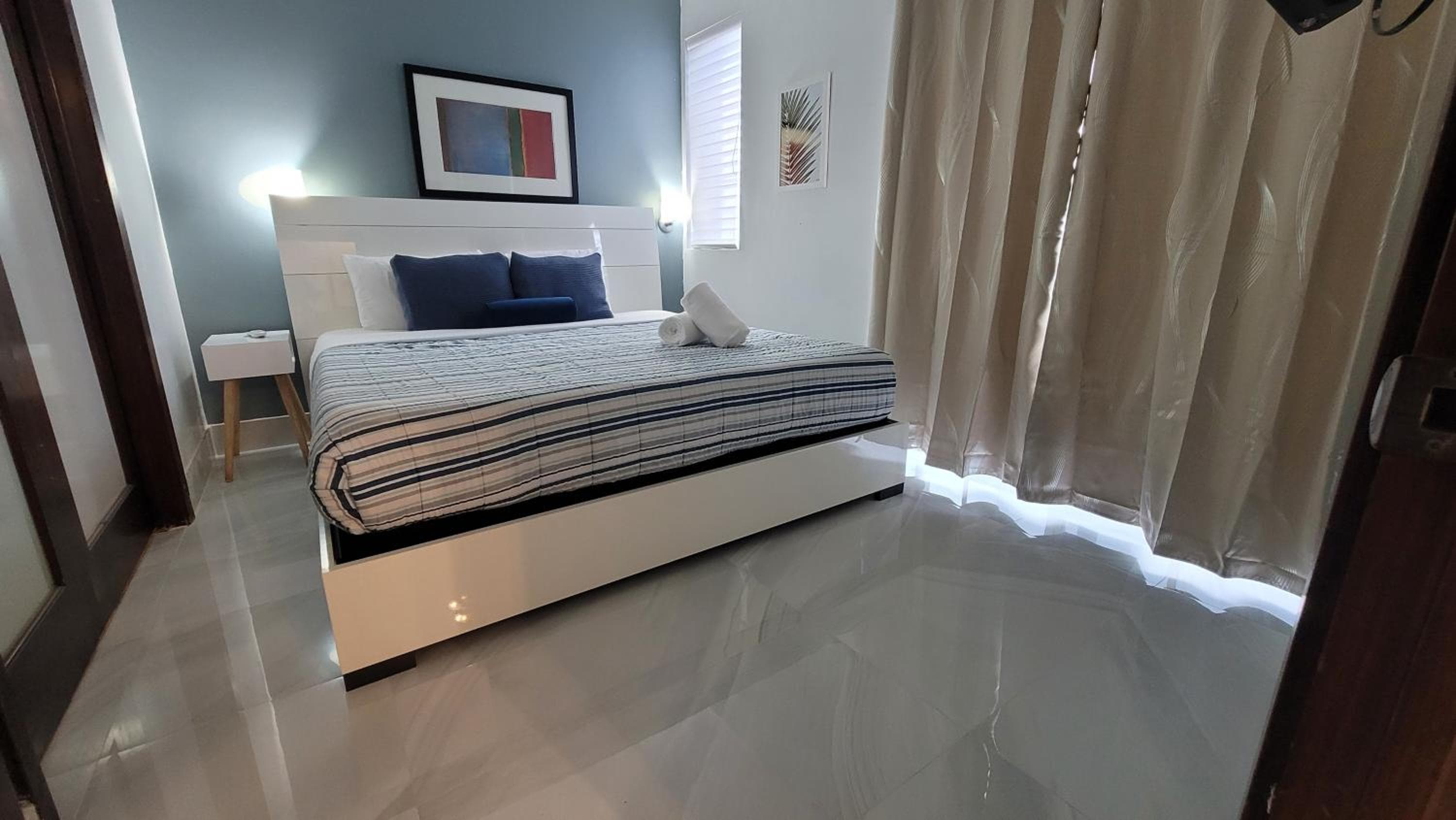 Strand Ocean Drive Suites, Miami Beach, photo 3