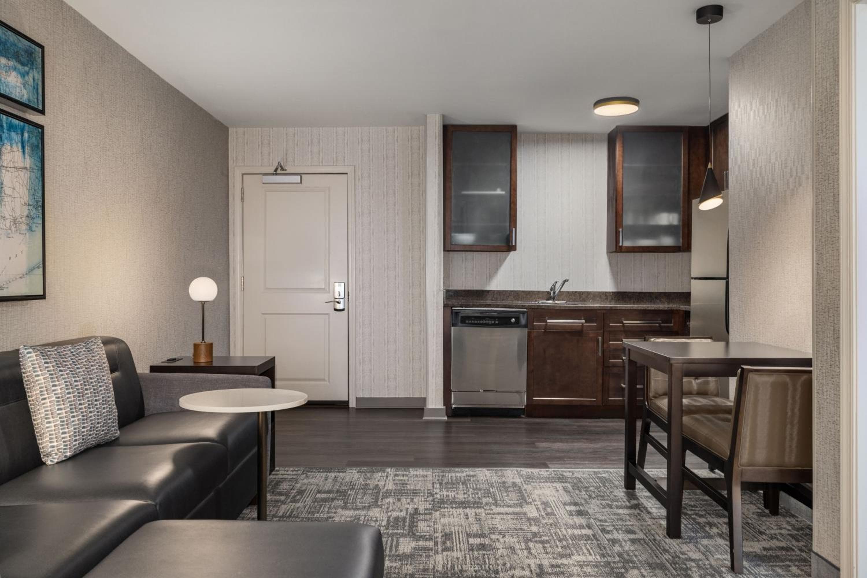 Residence Inn by Marriott Long Island Islip/Courthouse Complex, Central Islip, photo 6
