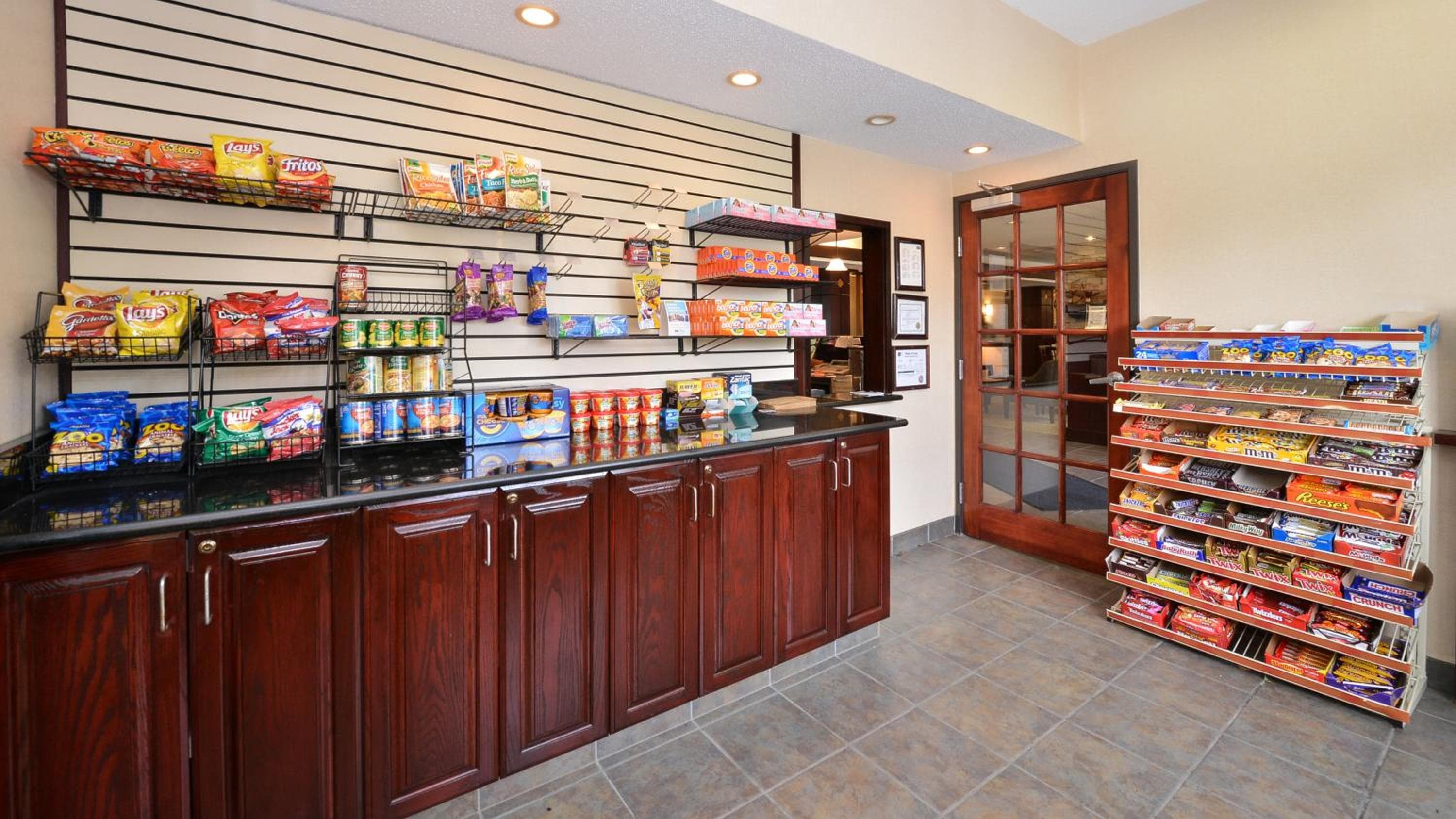 Staybridge Suites West Des Moines by IHG, West Des Moines, photo 2
