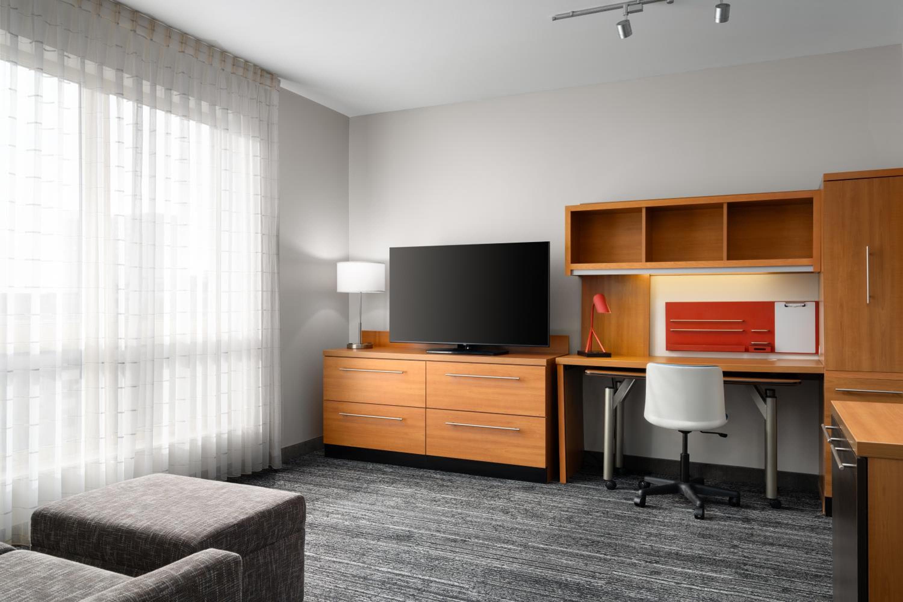 TownePlace Suites by Marriott Champaign, Champaign, photo 3