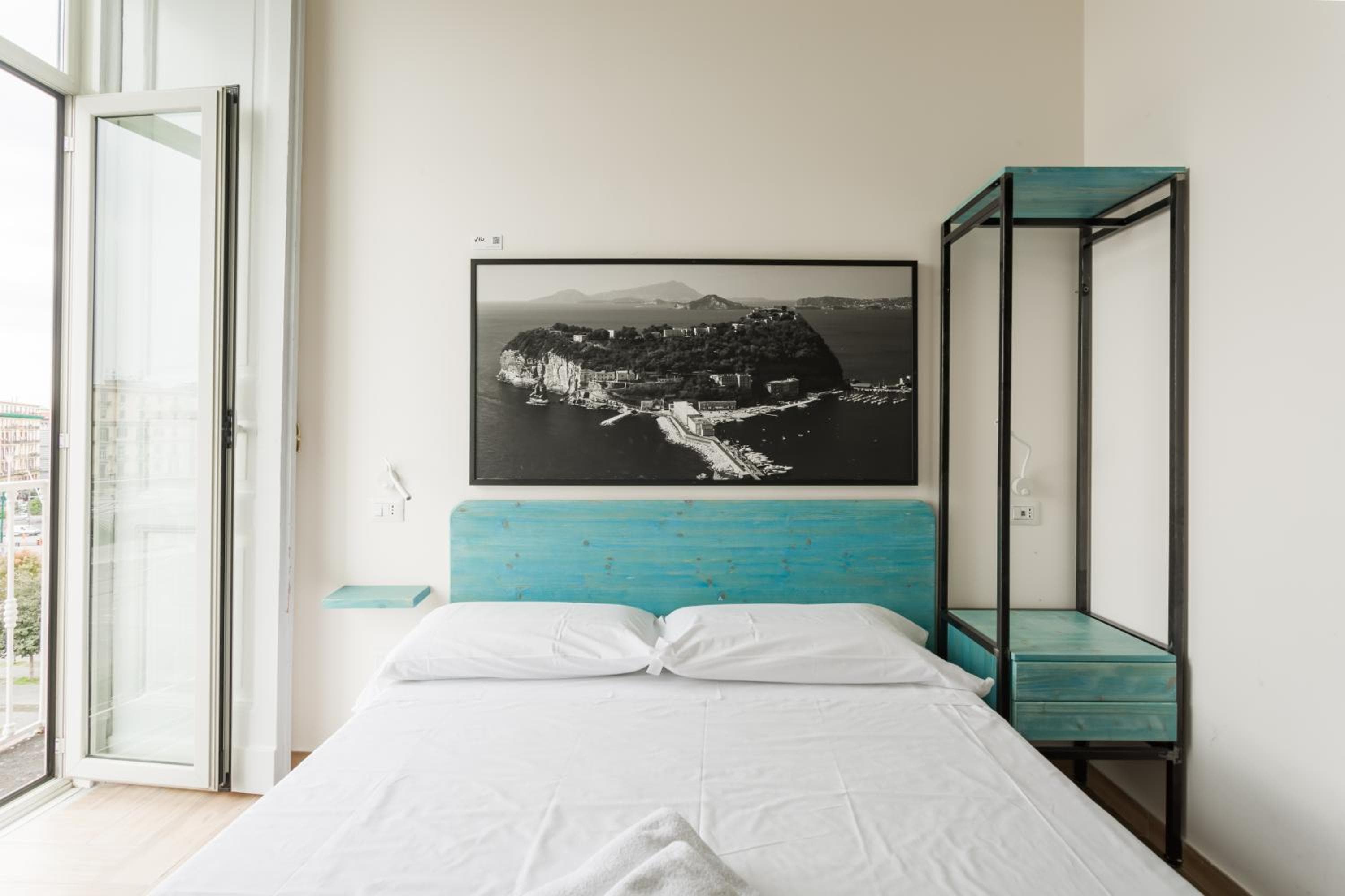 Central Station Housing Apartments by Dimorra, Naples, photo 3