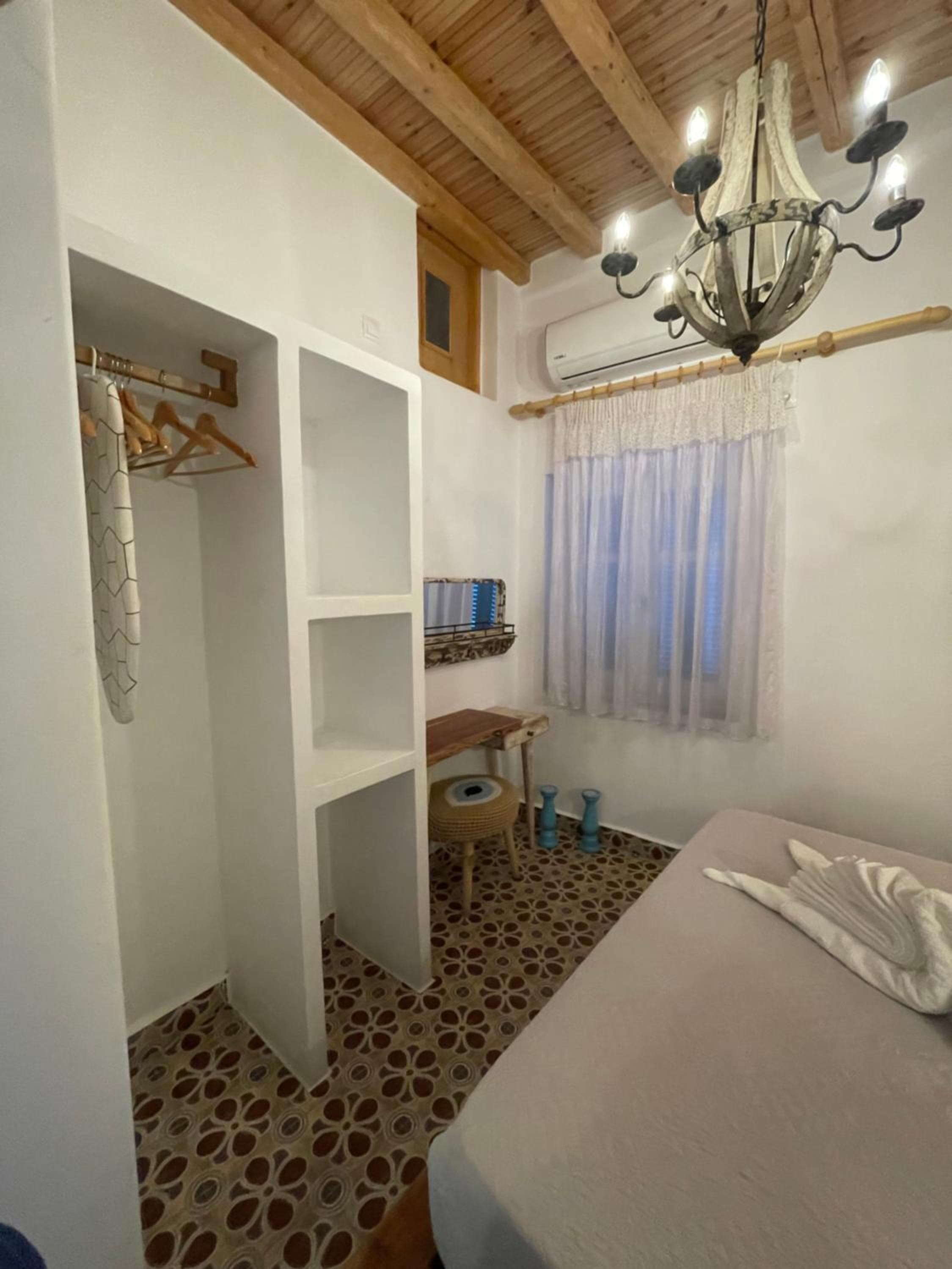 Burgos Barrio Naxos, Naxos Chora, photo 4