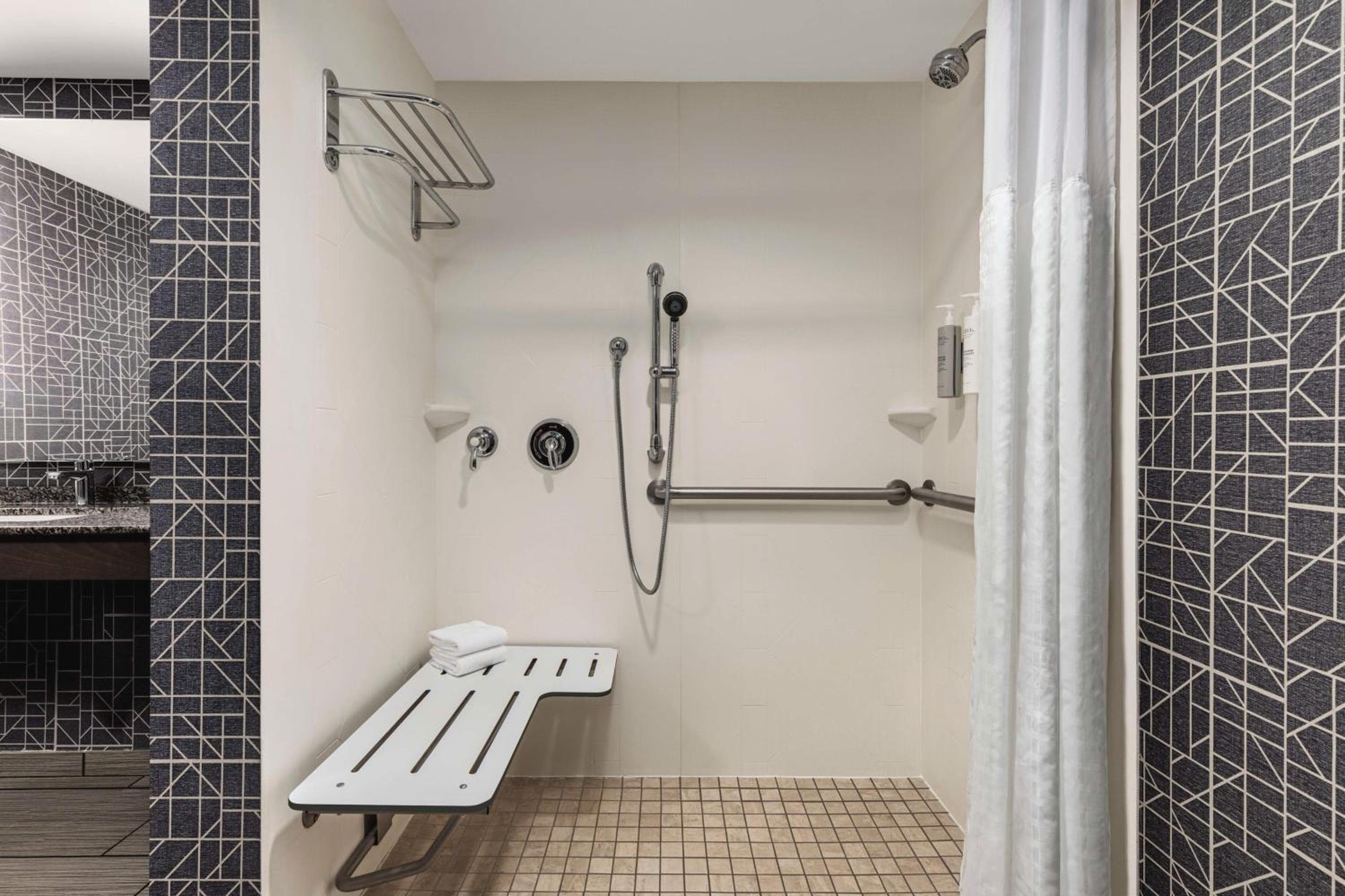 Homewood Suites by Hilton - Charlottesville, Charlottesville, photo 4