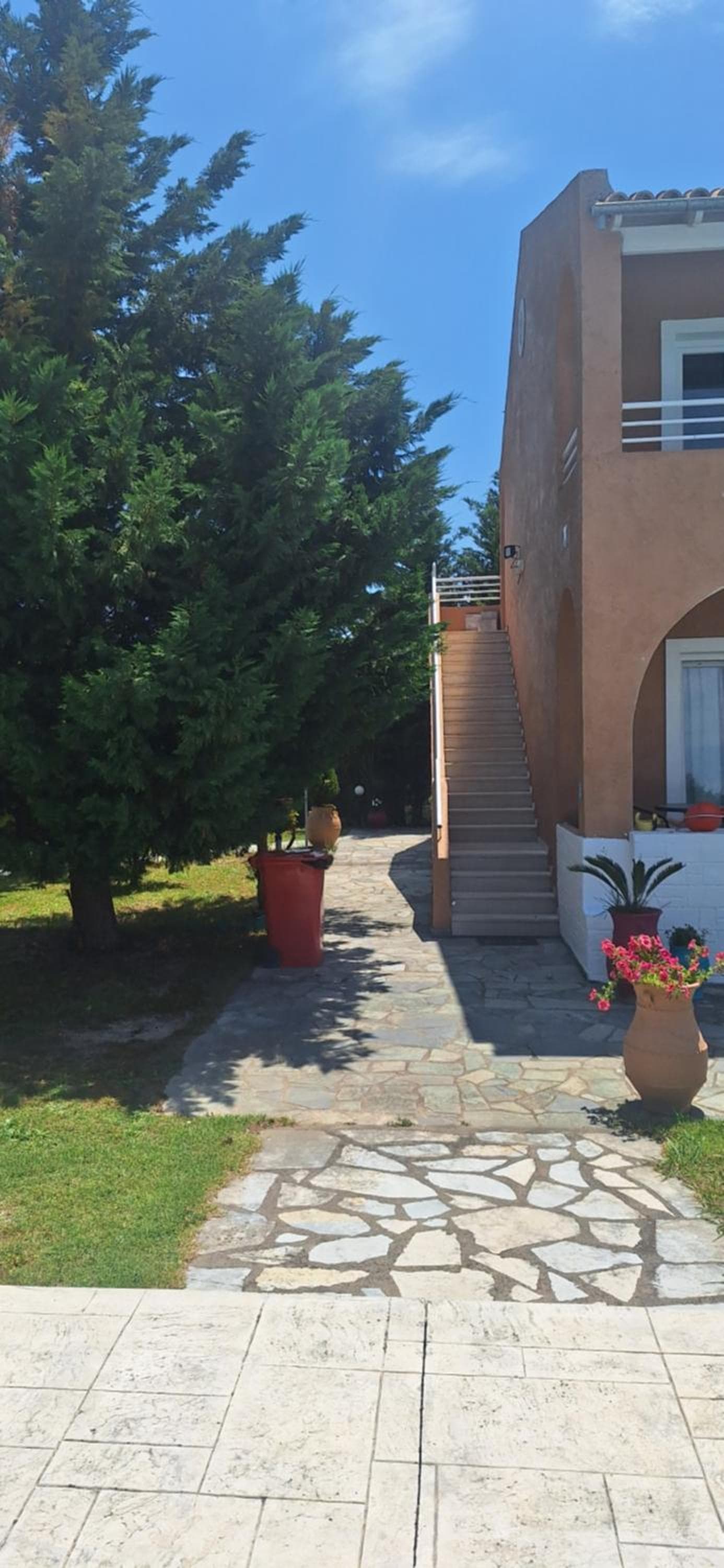 Sausan Hotel, Sidari