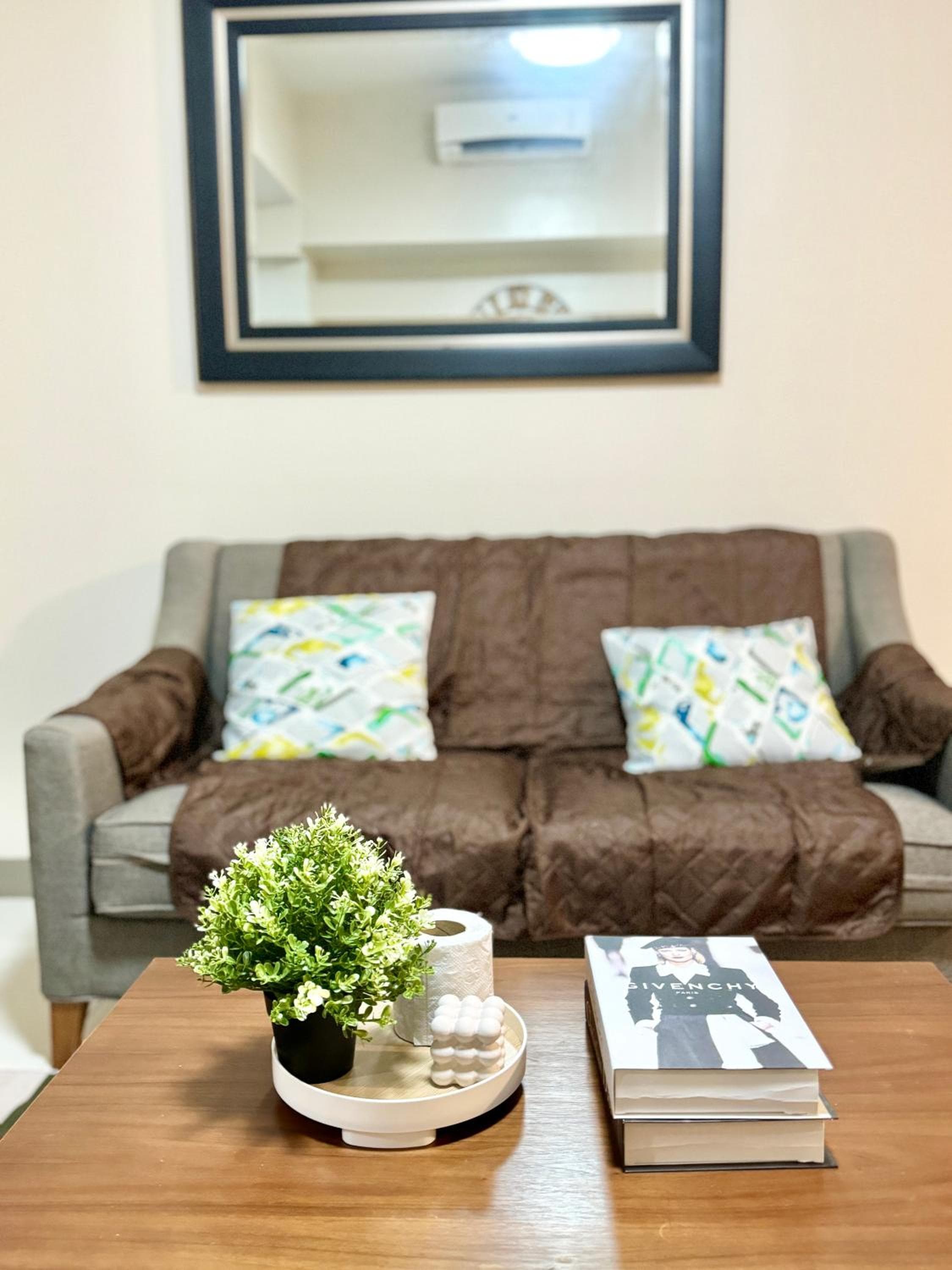 Cozi Modern 1br condo beside One uptown Mall BGC, Manila, photo 6