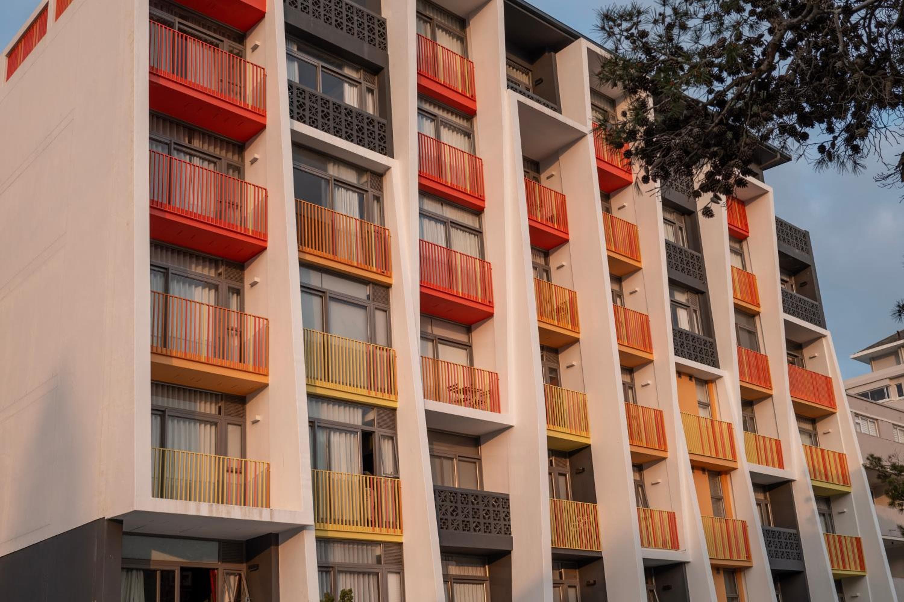 SIX ON N - Fluent Serviced Apartments, Cape Town