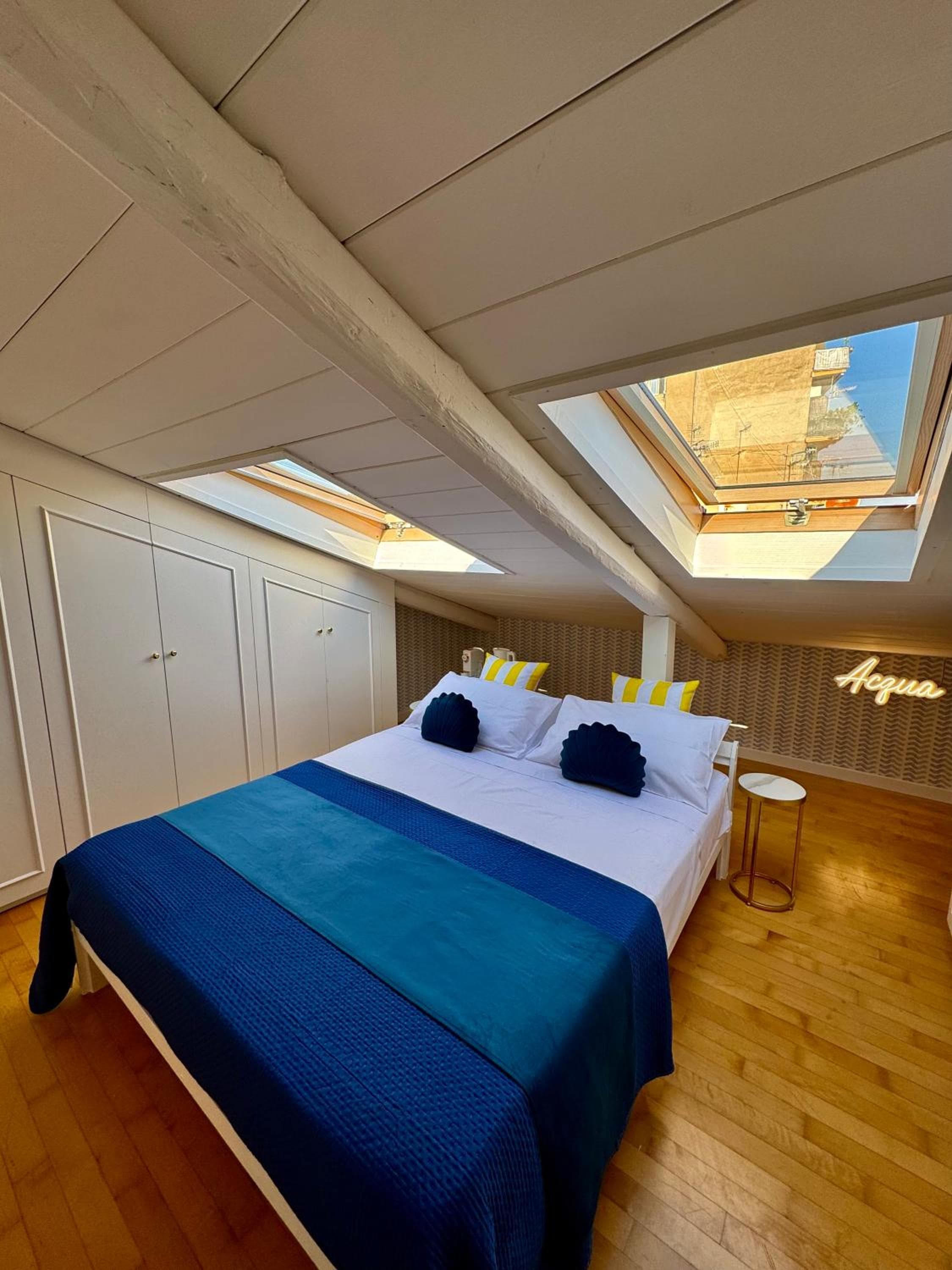 Hotel room at LoVolcano