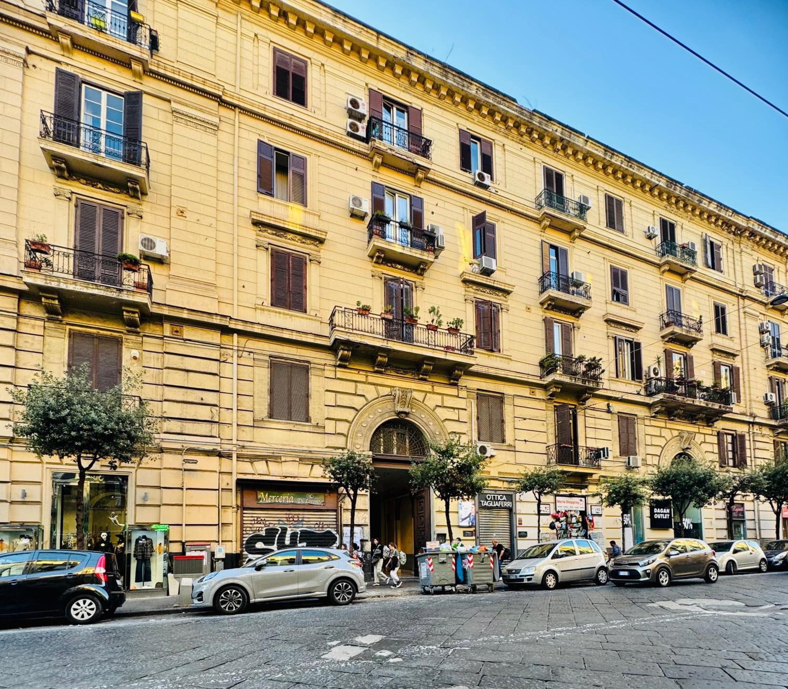Building at LoVolcano