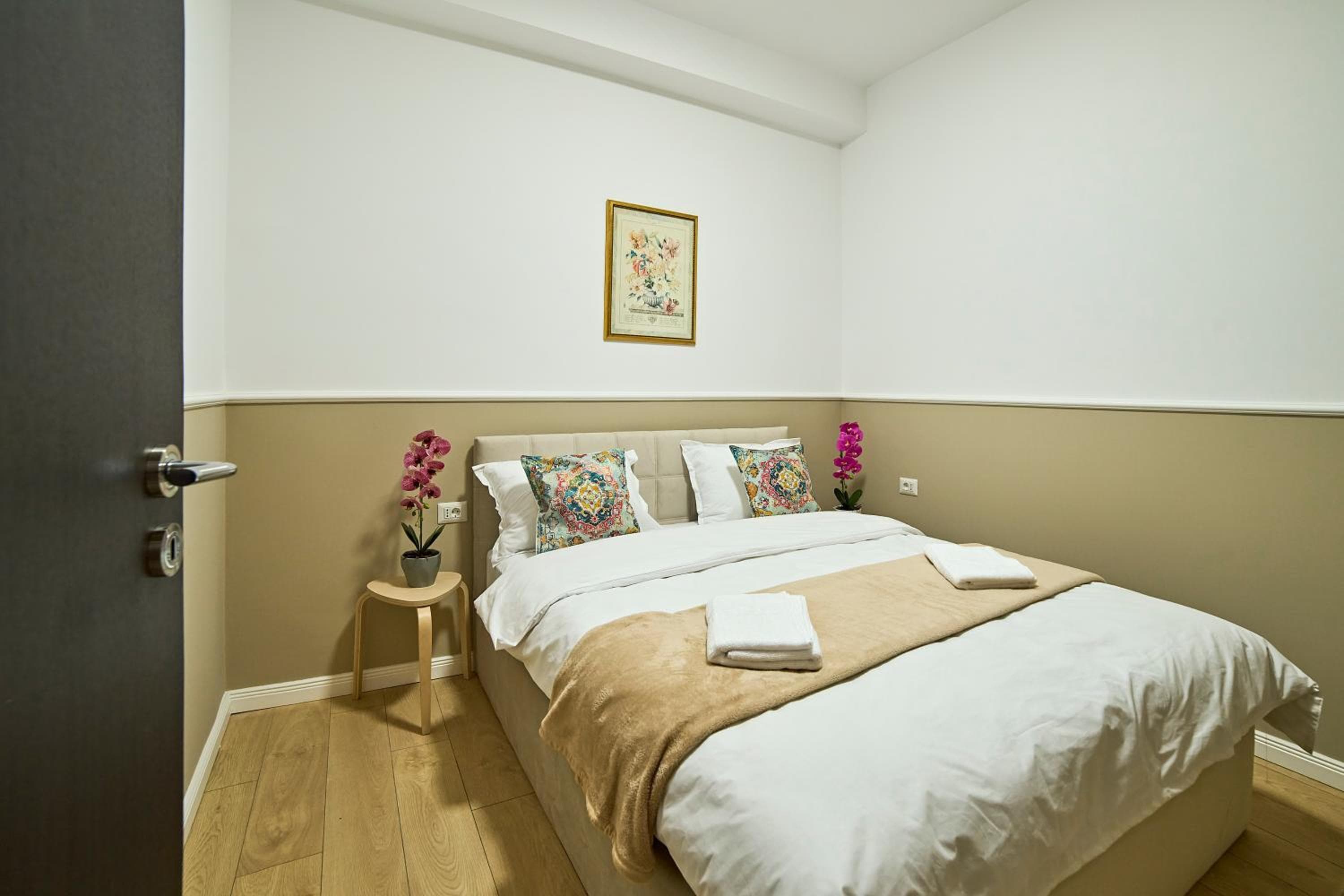 Dona Premier Suites, Bucharest, photo 5