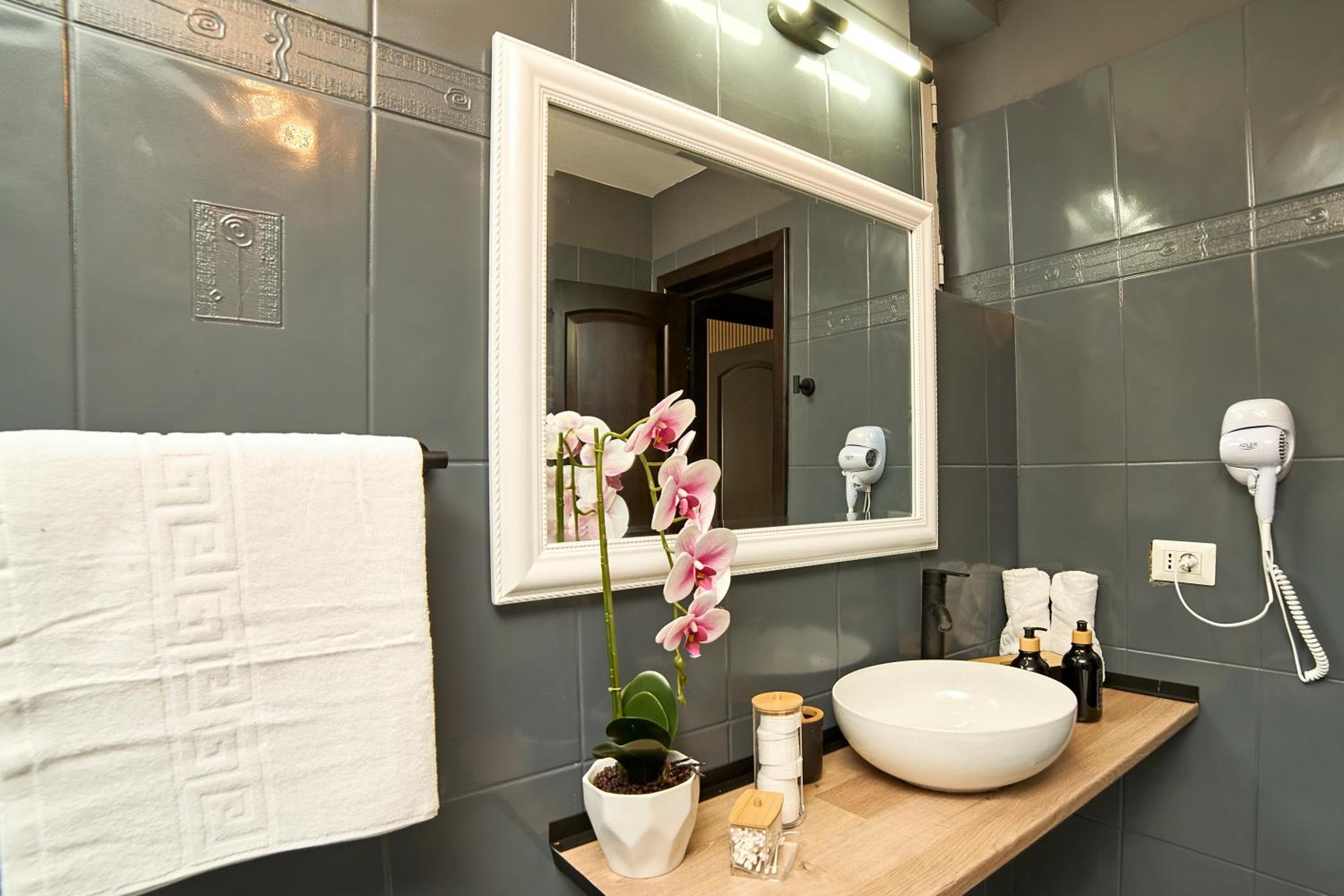 Dona Premier Suites, Bucharest, photo 2