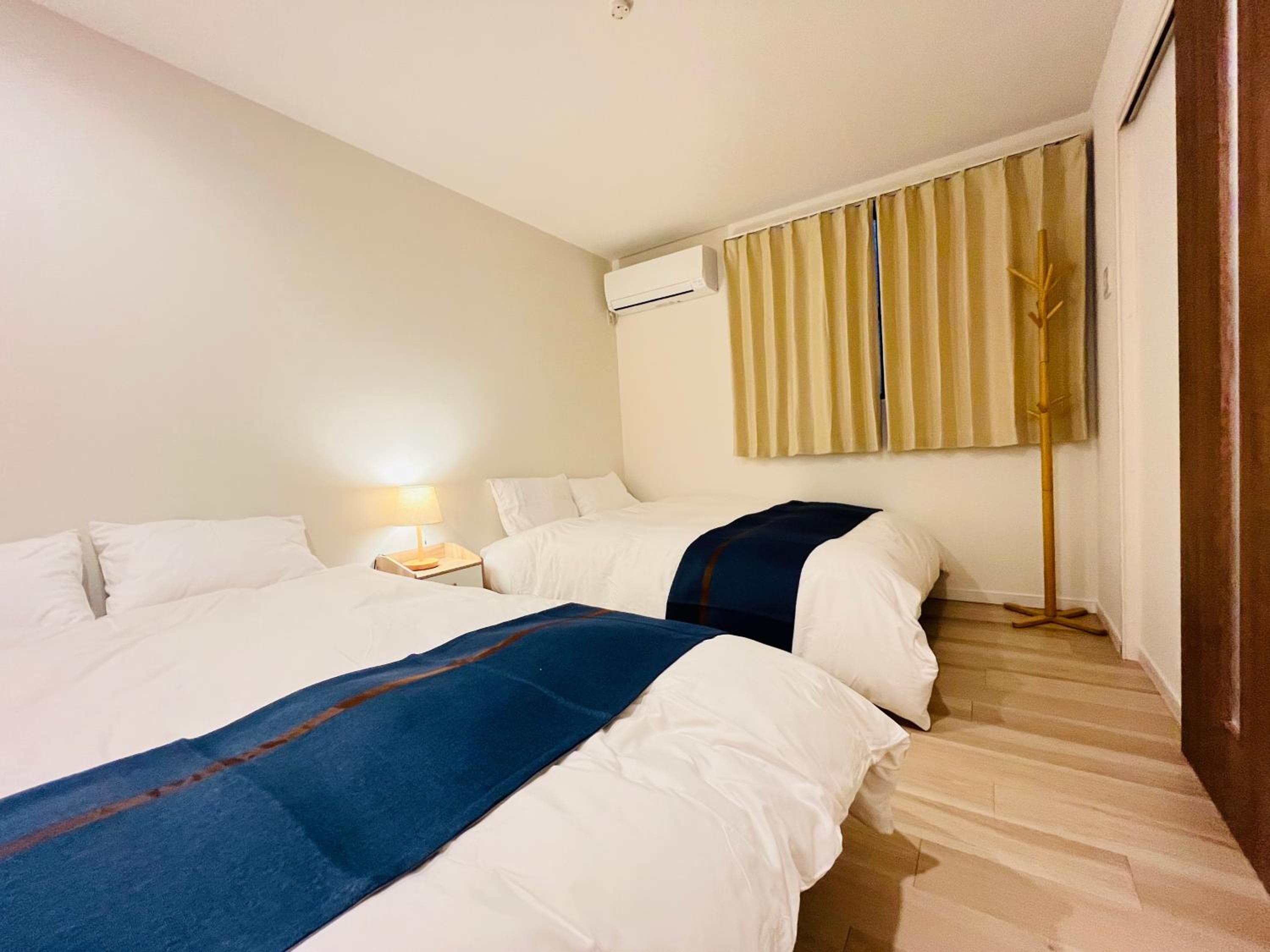 Hotel room at Year-end promotion 2 Gread location 1min to Station Closs Ueno Max 6 people Wi-fi unlimited