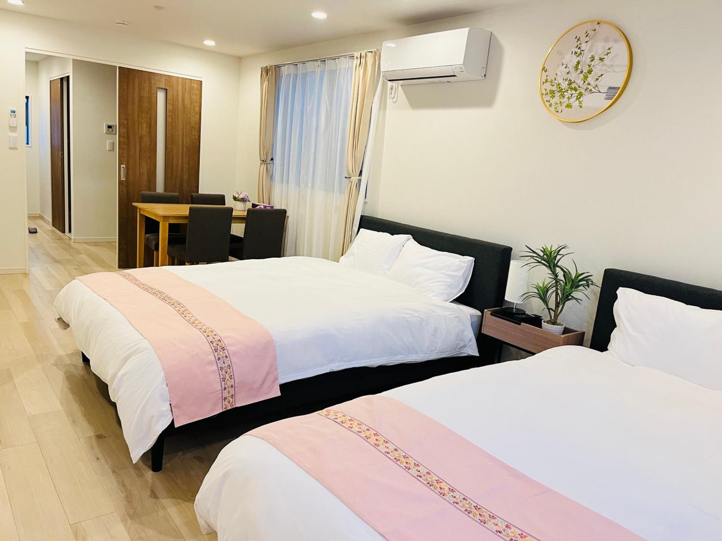 Year-end promotion Free Wi-Fi spacious and bright Closs Ueno 1min to Minowa Sta Wide Room Max 4People, Tokyo, photo 4