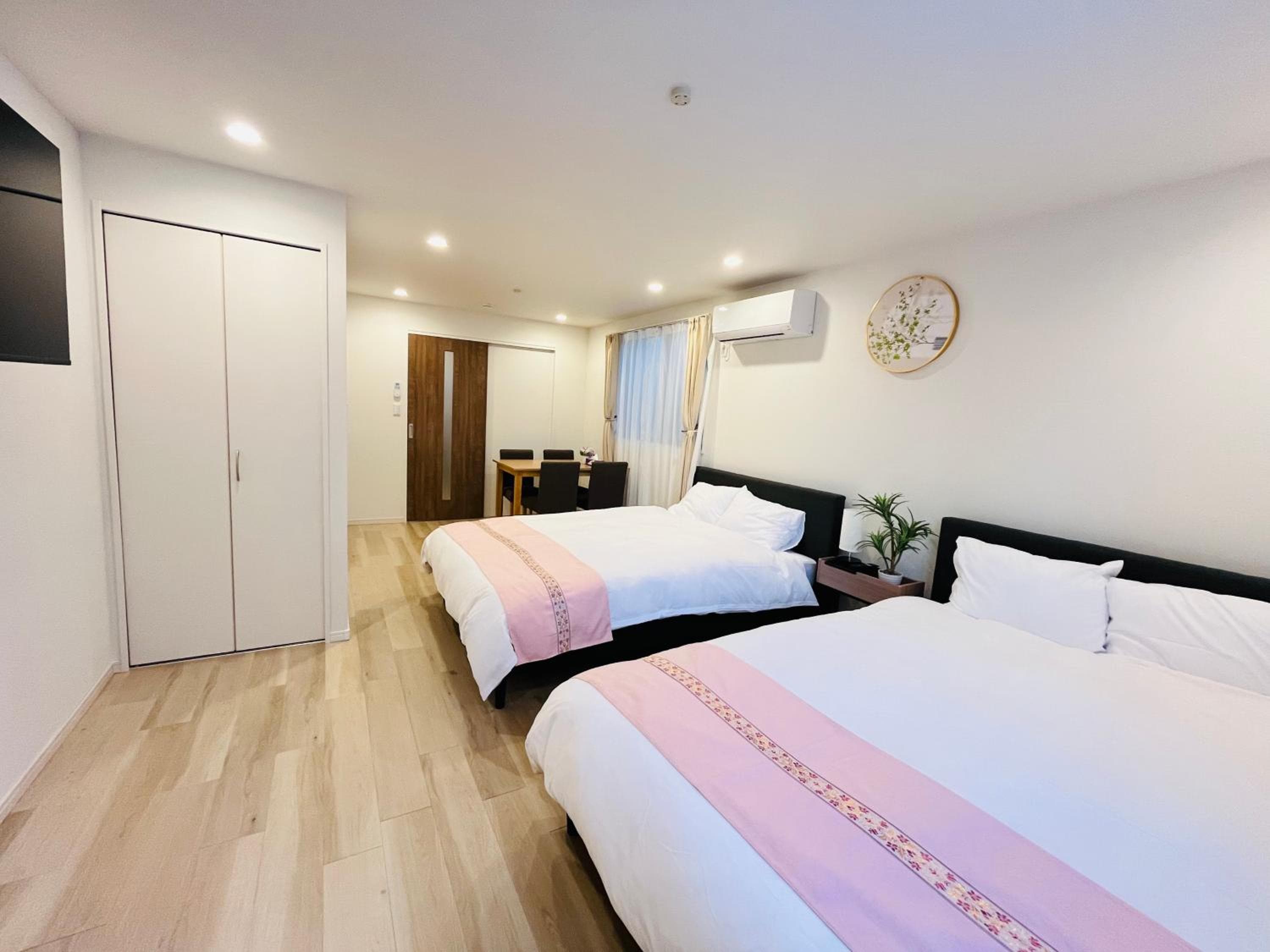 Year-end promotion Free Wi-Fi spacious and bright Closs Ueno 1min to Minowa Sta Wide Room Max 4People, Tokyo, photo 3