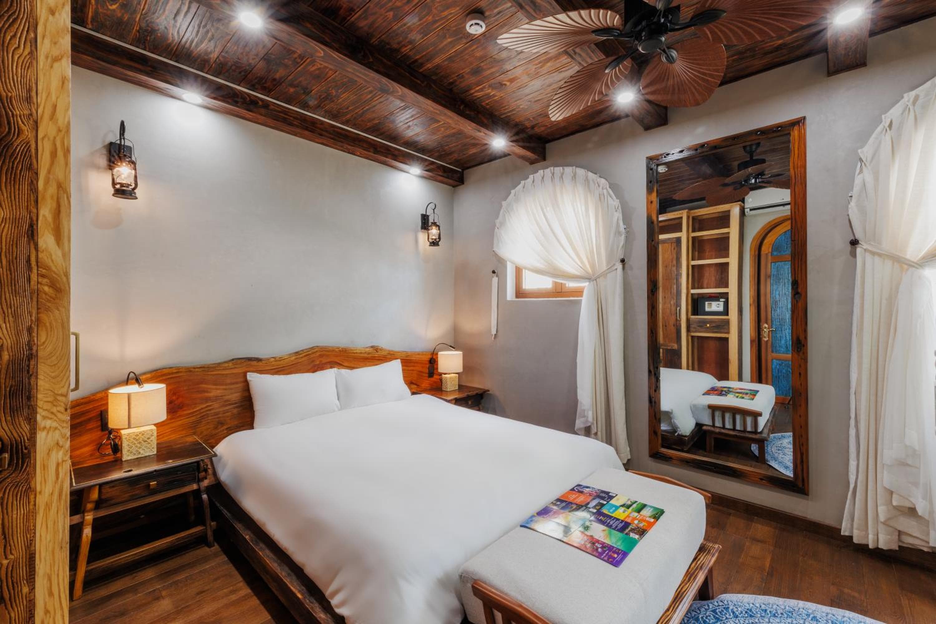 Little Sun Homestay - Free Buggy Tour check-in Sunset Town, Phu Quoc, photo 4