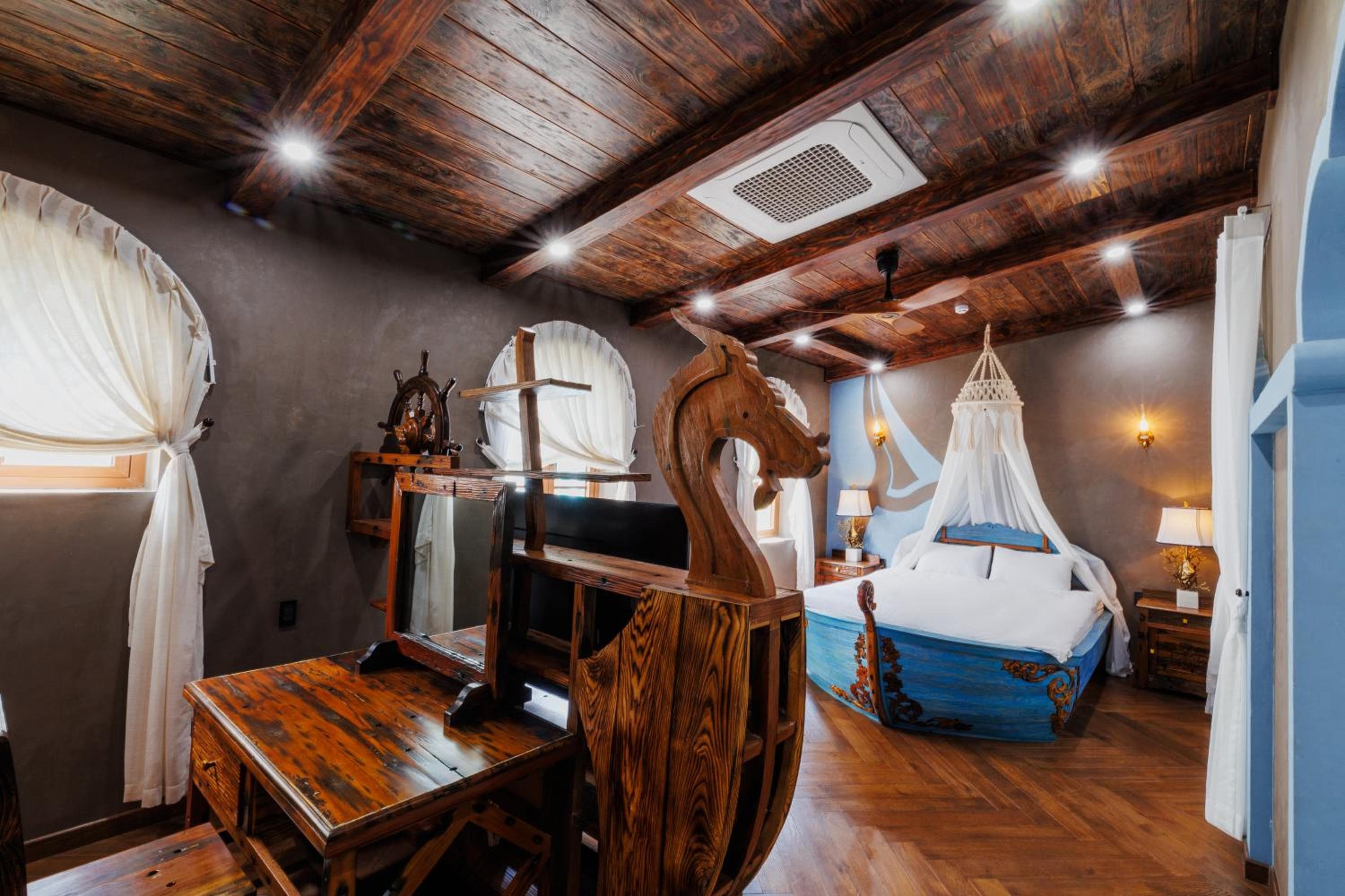 Little Sun Homestay - Free Buggy Tour check-in Sunset Town, Phu Quoc, photo 5