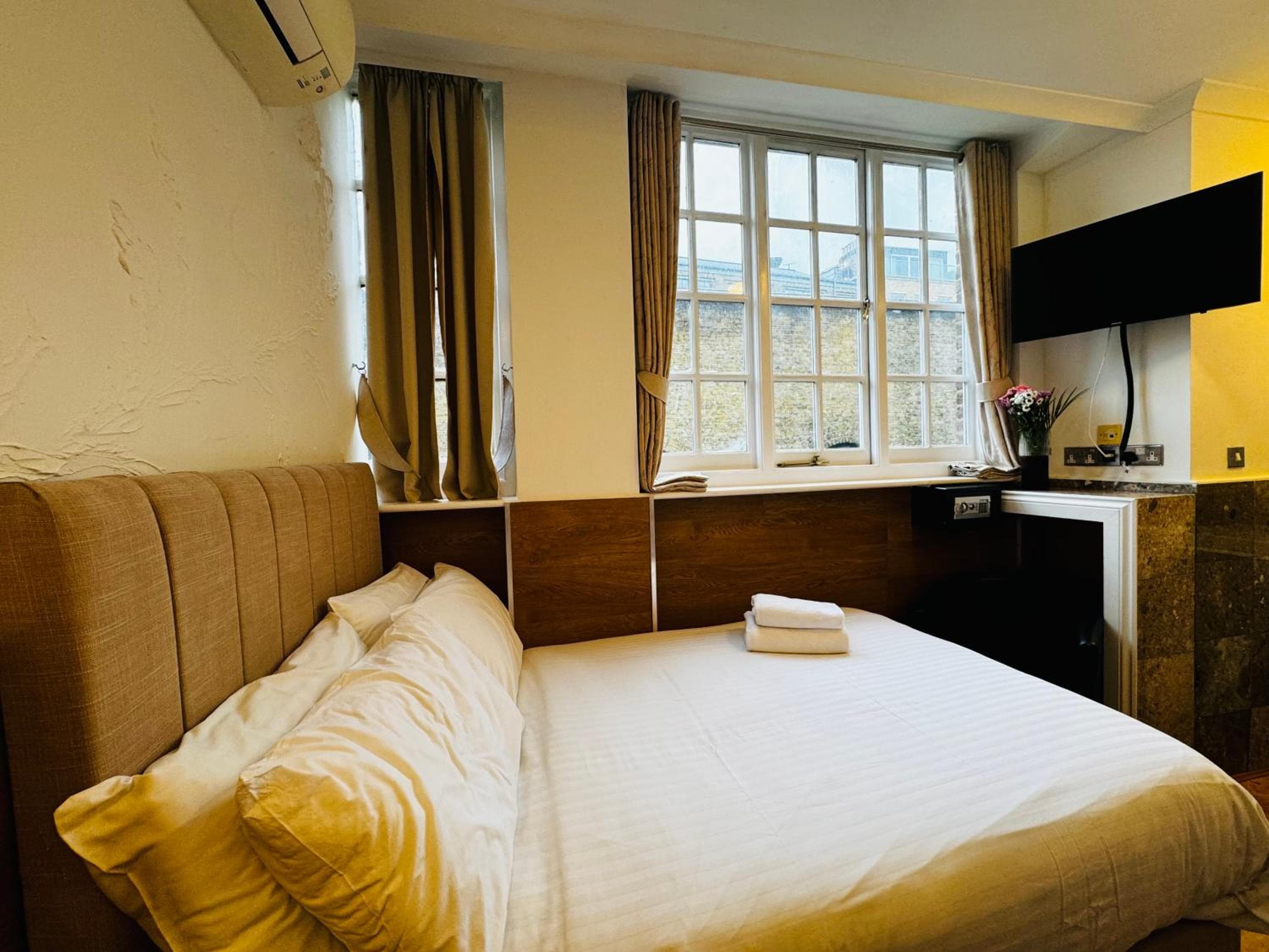 Berkley Apartments, London, photo 6
