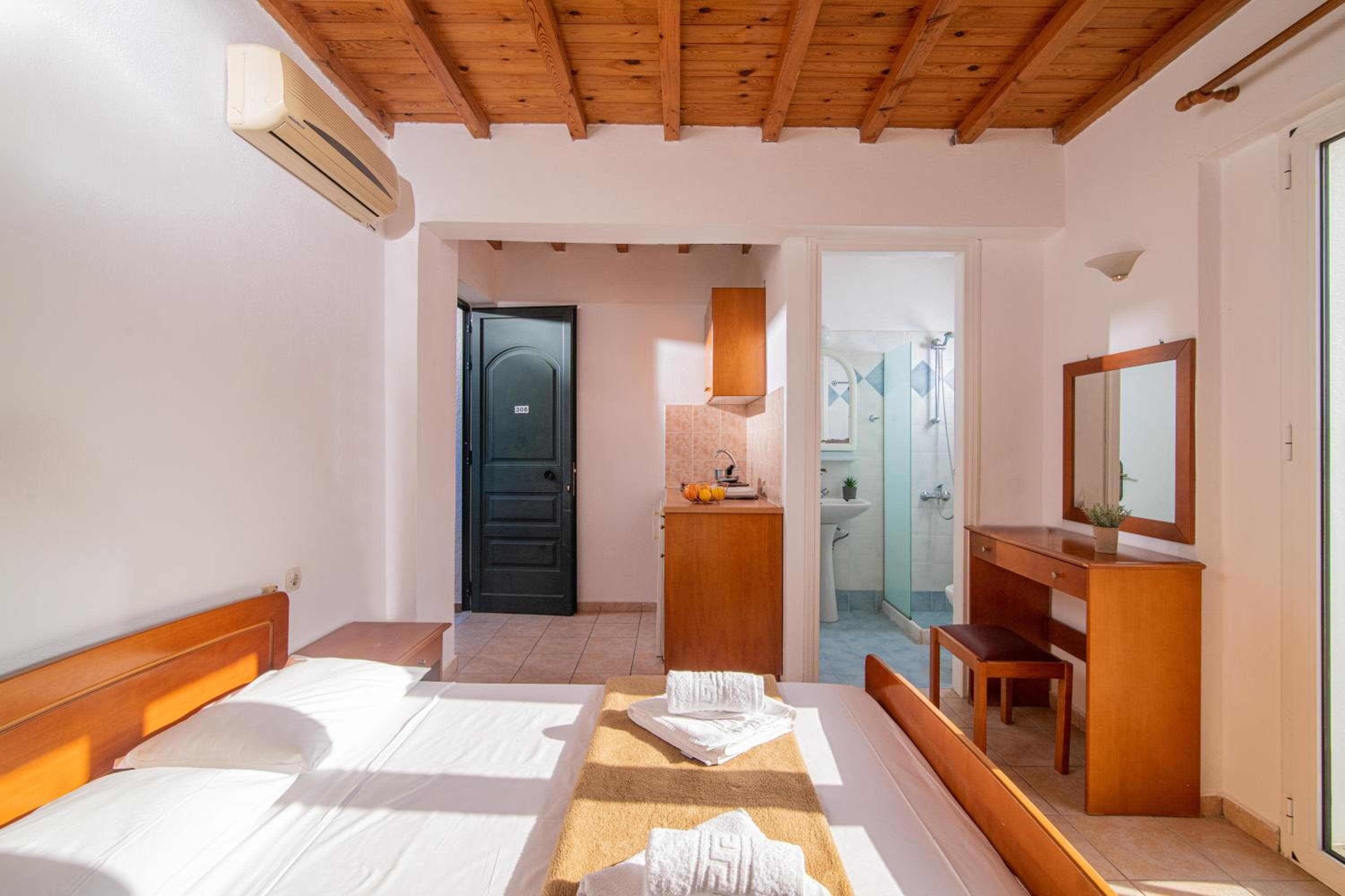 Golden Valentin Apartments, Hersonissos, photo 2