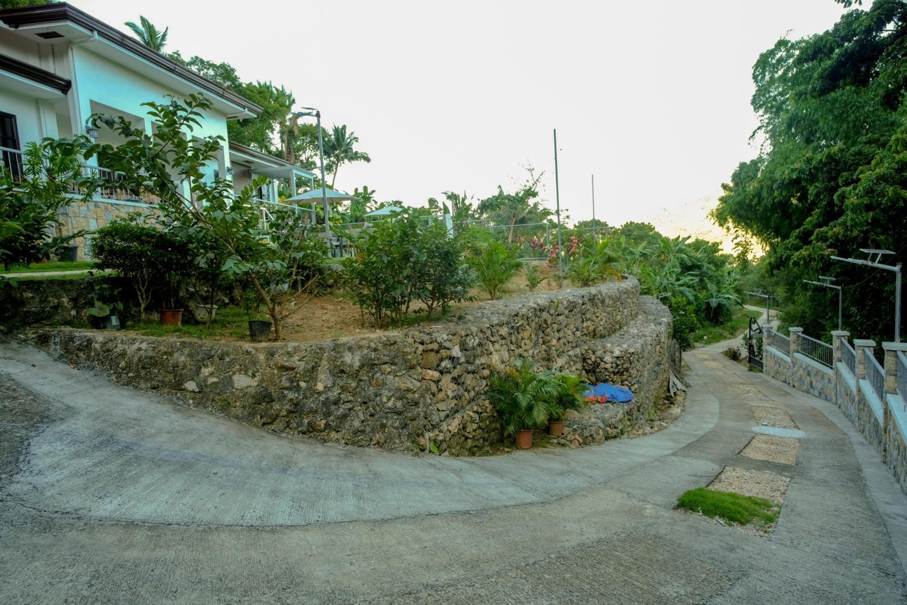 Maria Heights, Uling, photo 2