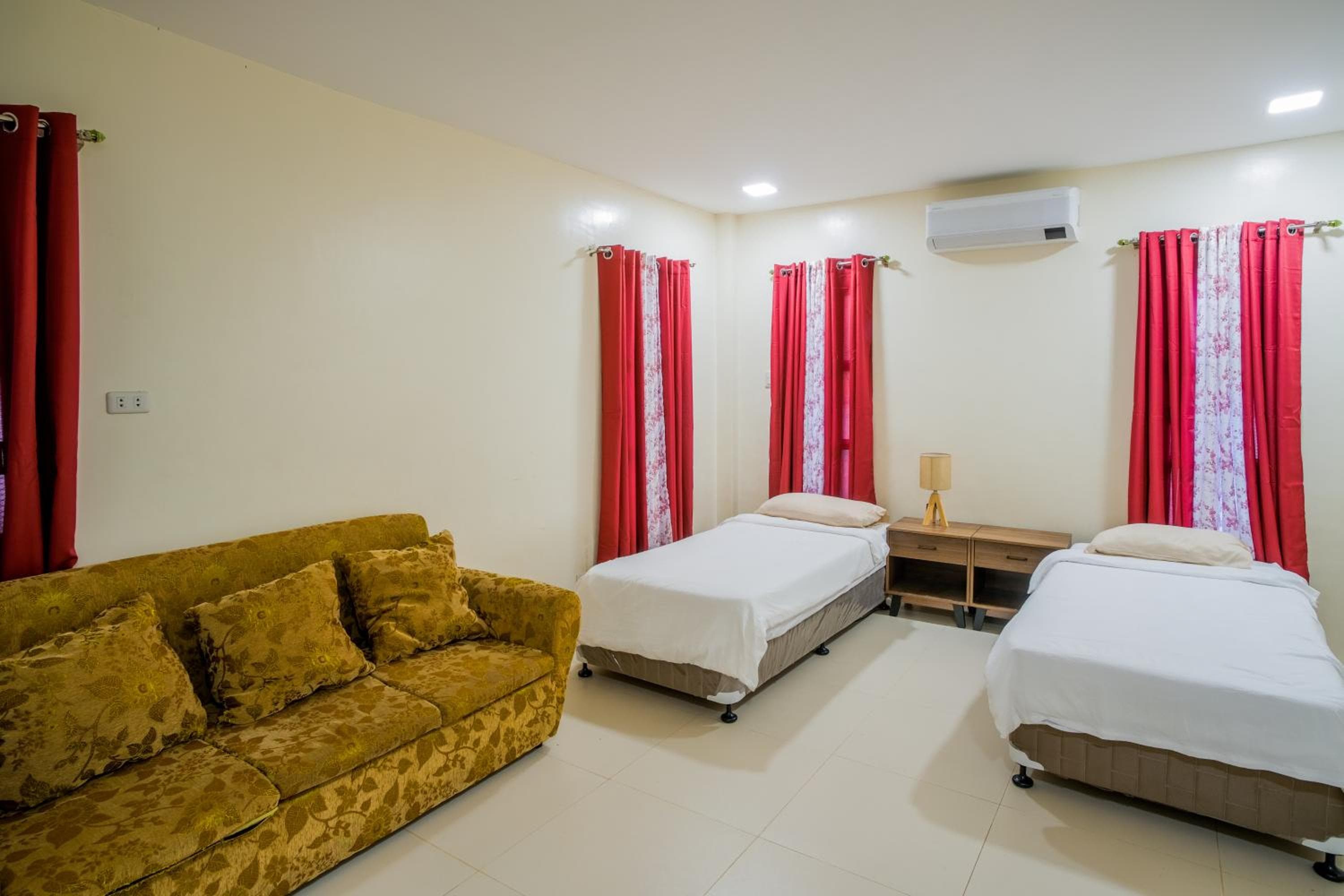 Maria Heights, Uling, photo 3