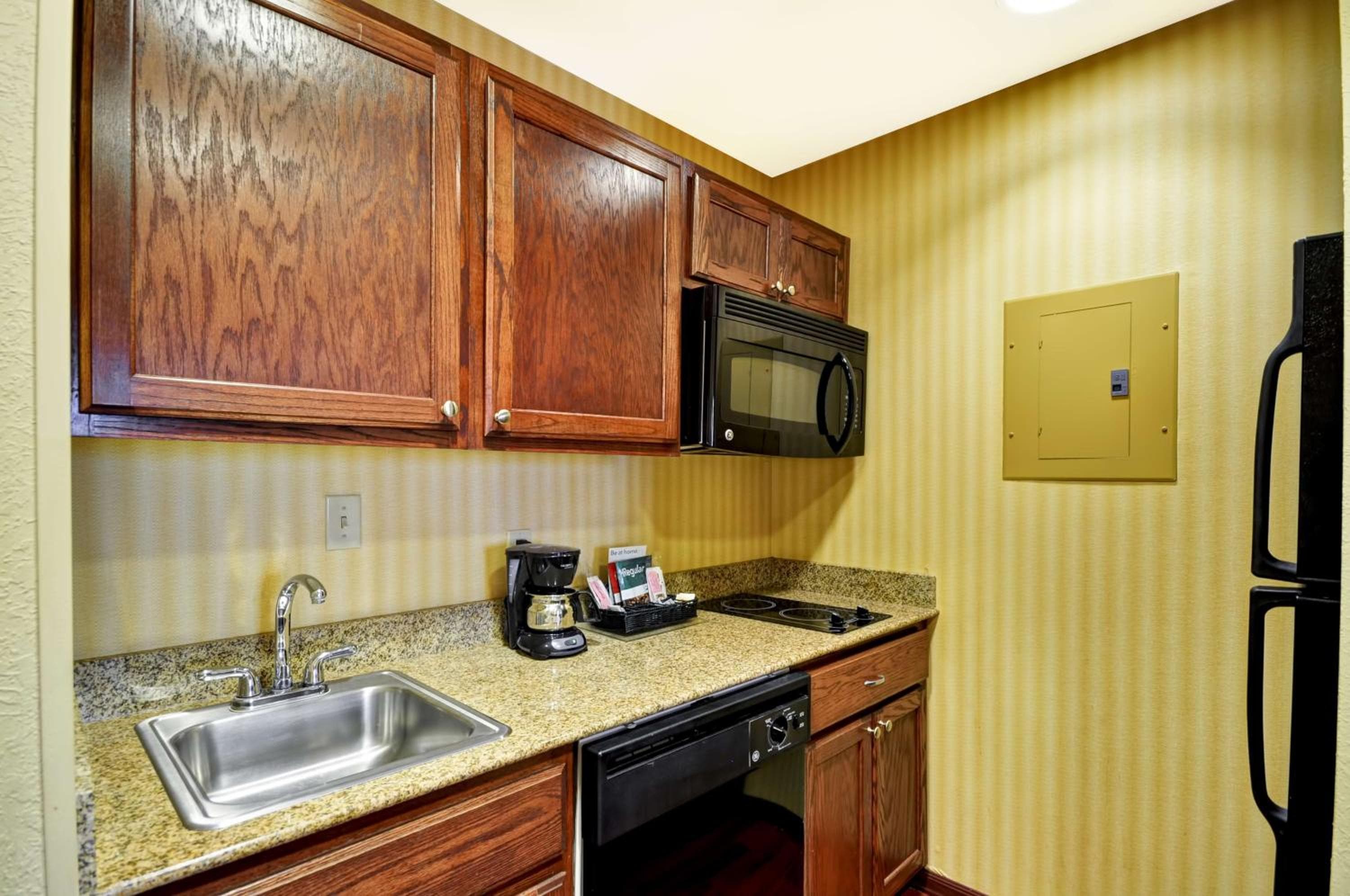 Homewood Suites by Hilton Tulsa-South, photo 2