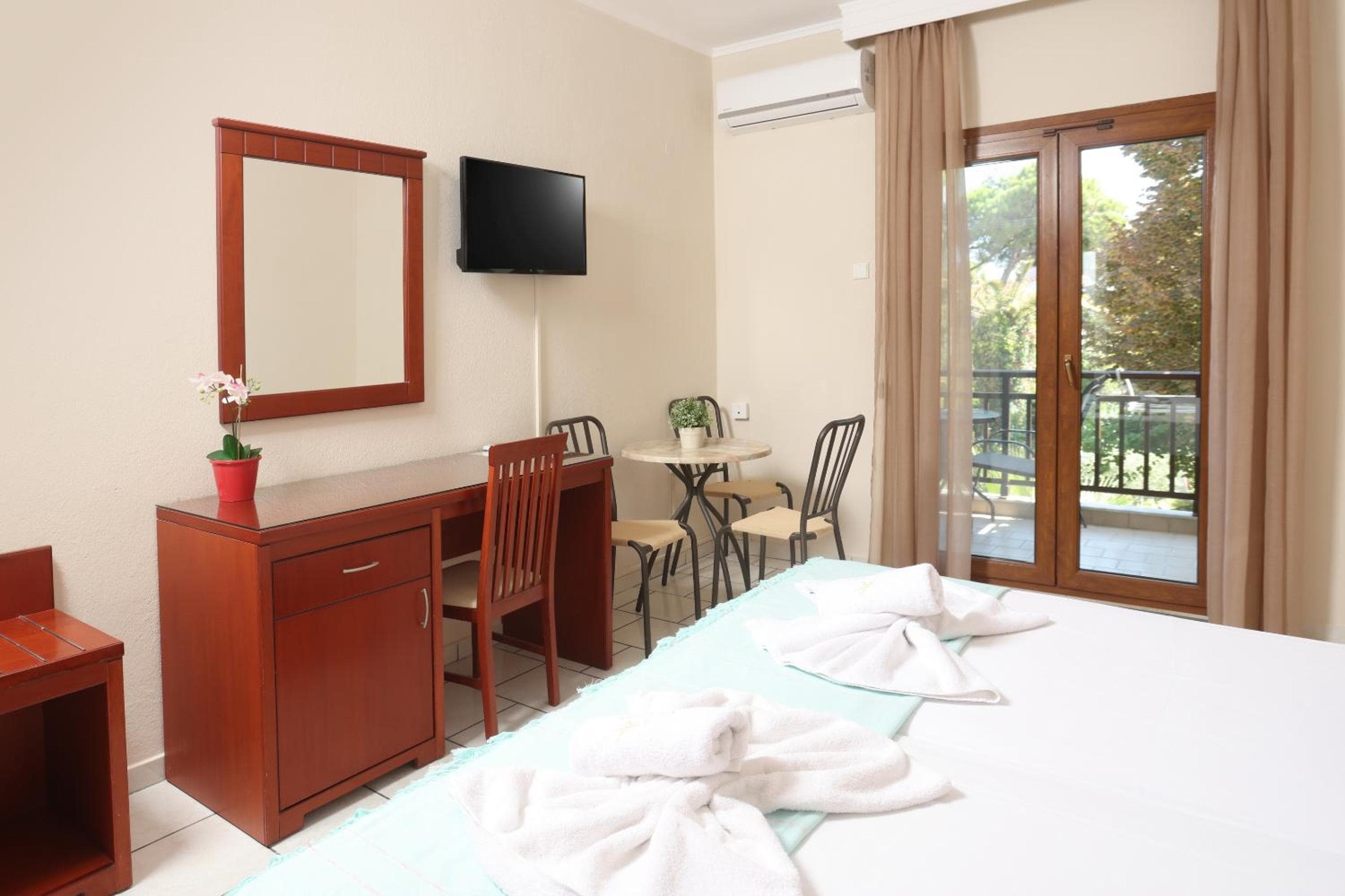 Asteras hotel, Hanioti, photo 3