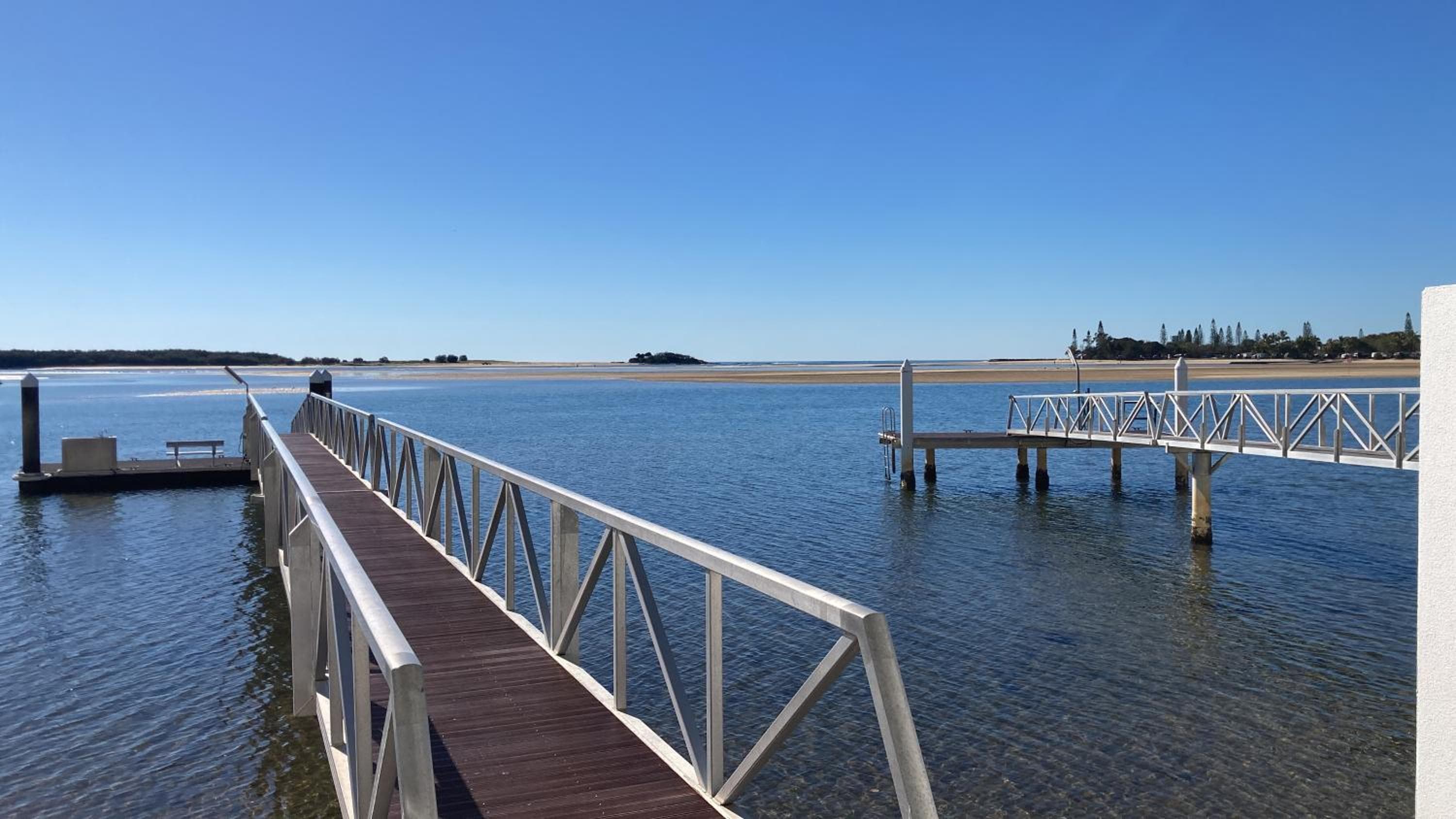 Waves Maroochy River, Maroochydore, photo 5