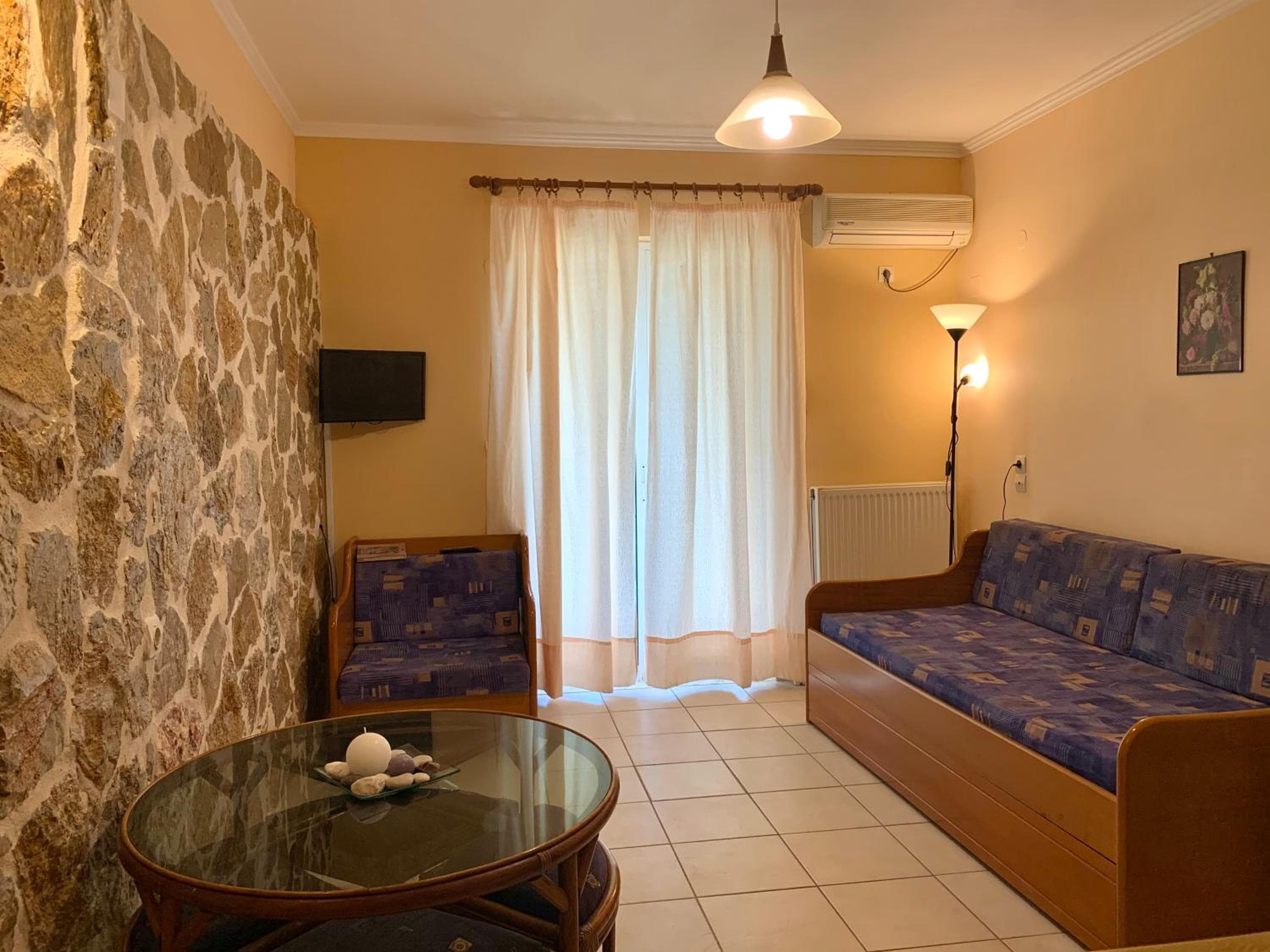Alkionis Garden View Apartments, Lefkada Town, photo 5