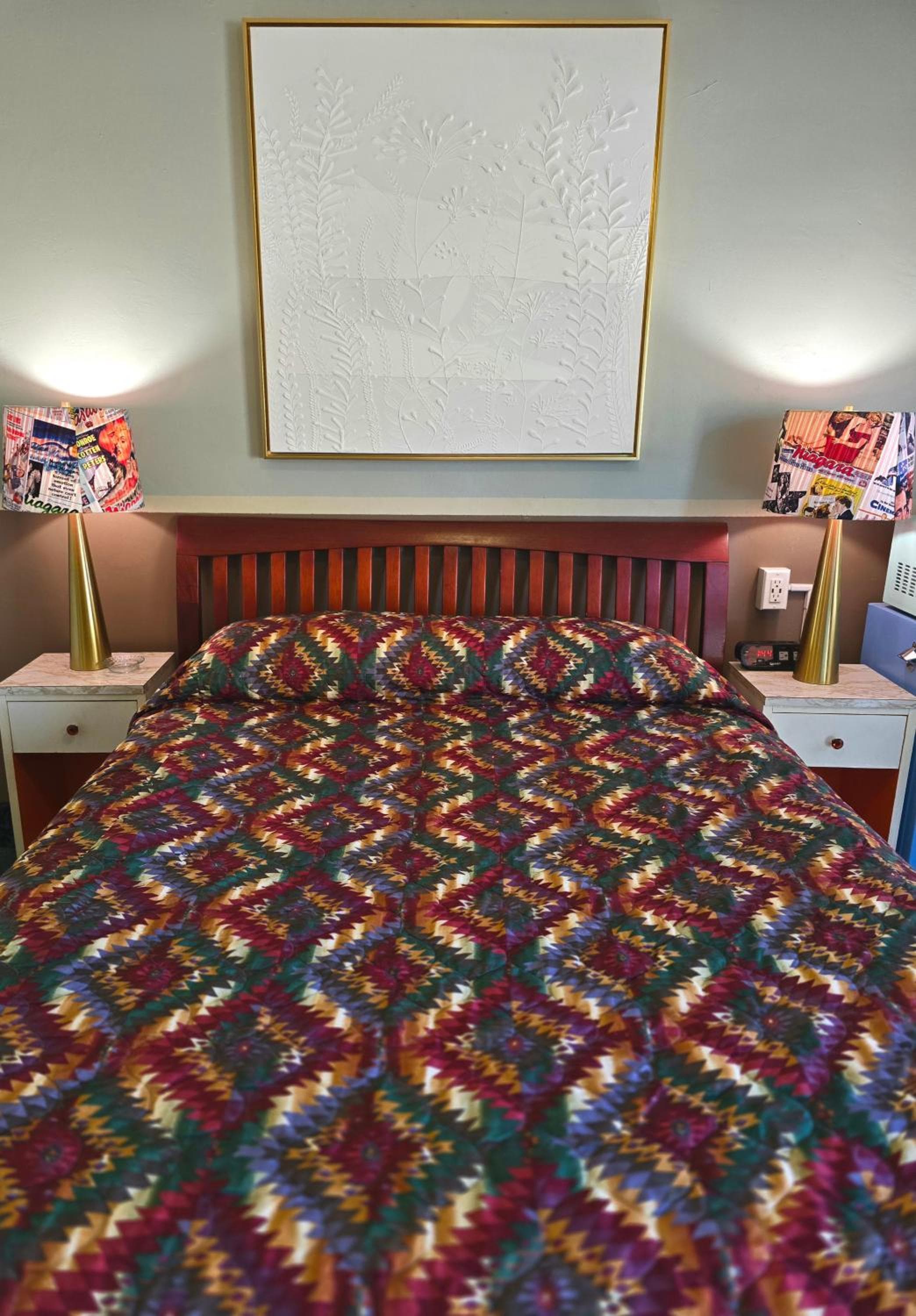 HARRY'S MAN CAVE - A Vintage Motel on the Historic 395 route - The New Star Motel Experience, Moreno Valley, photo 3