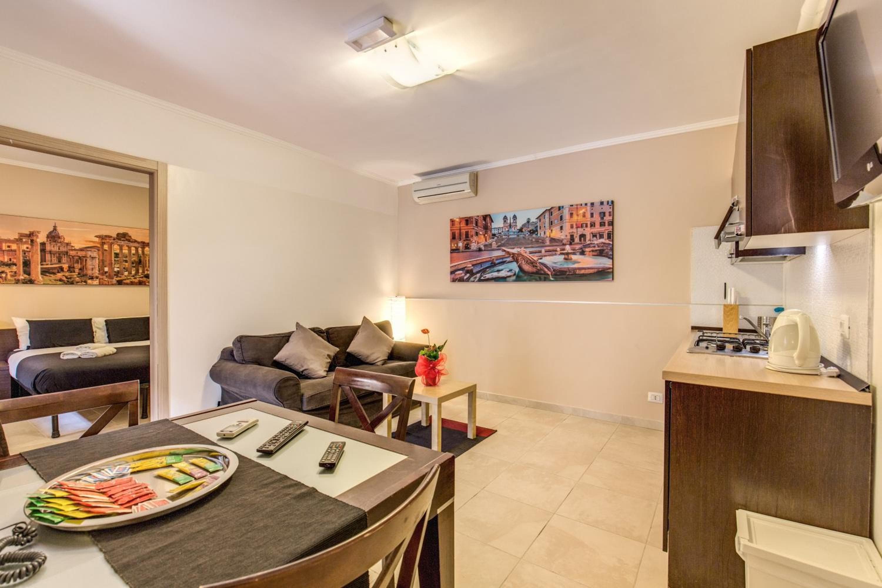 Aurelia Vatican Apartments, Rome, photo 5