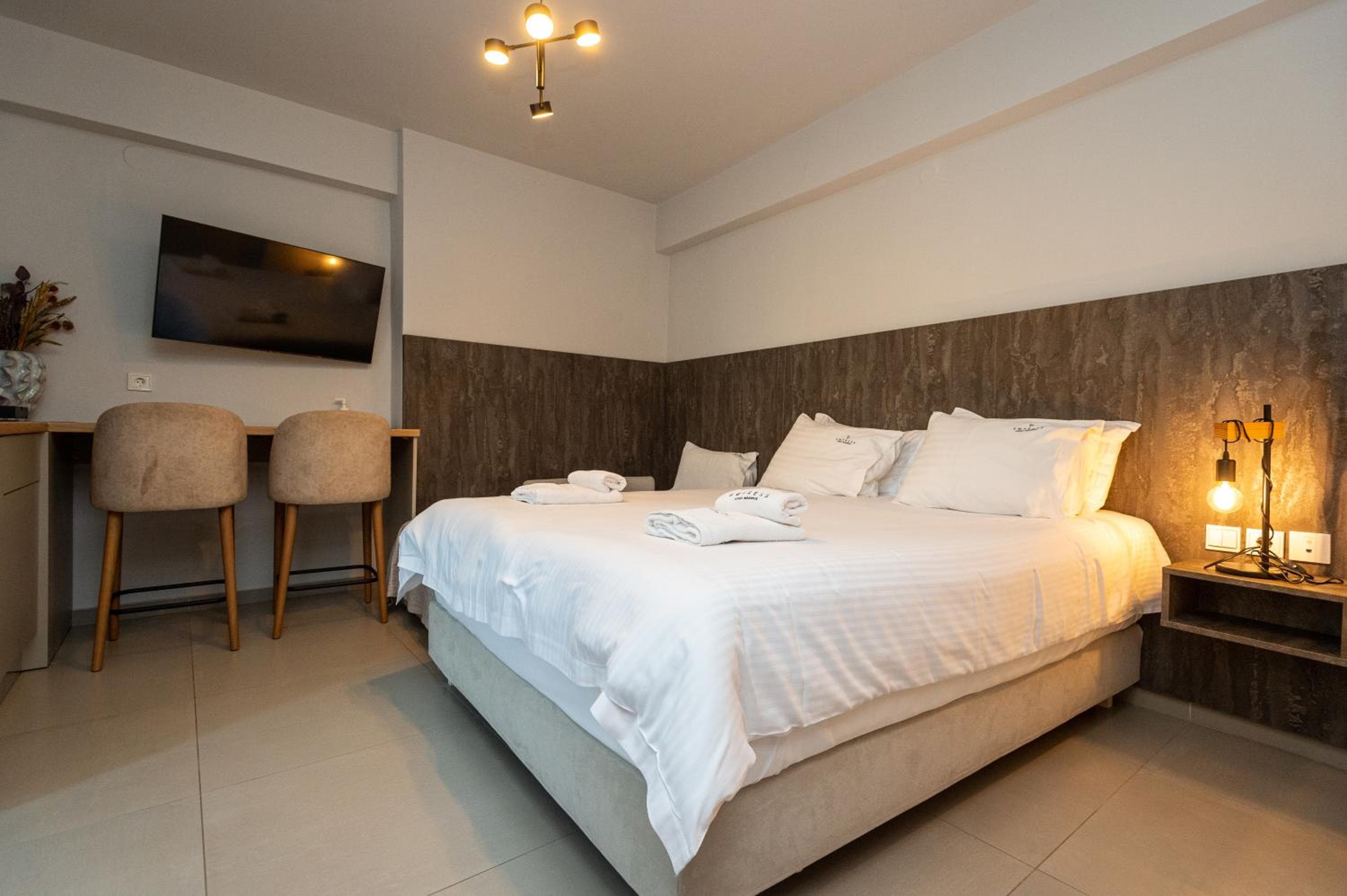 Empress Luxury Residences, Volos, photo 6