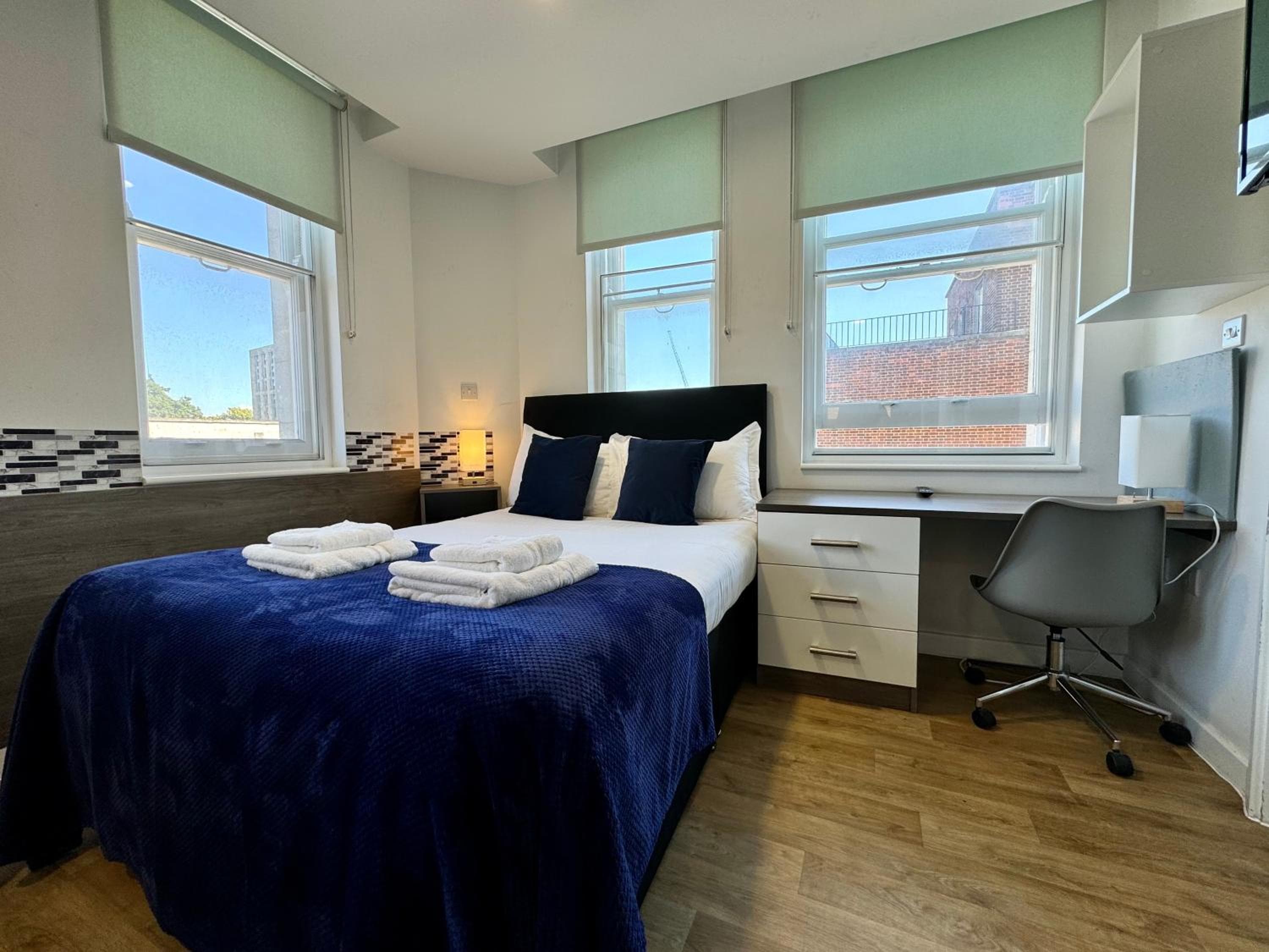 PS APARTMENTS, Southampton, photo 2