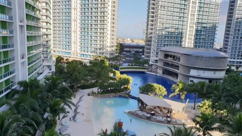 Azure Urban Dream Staycation, Manila