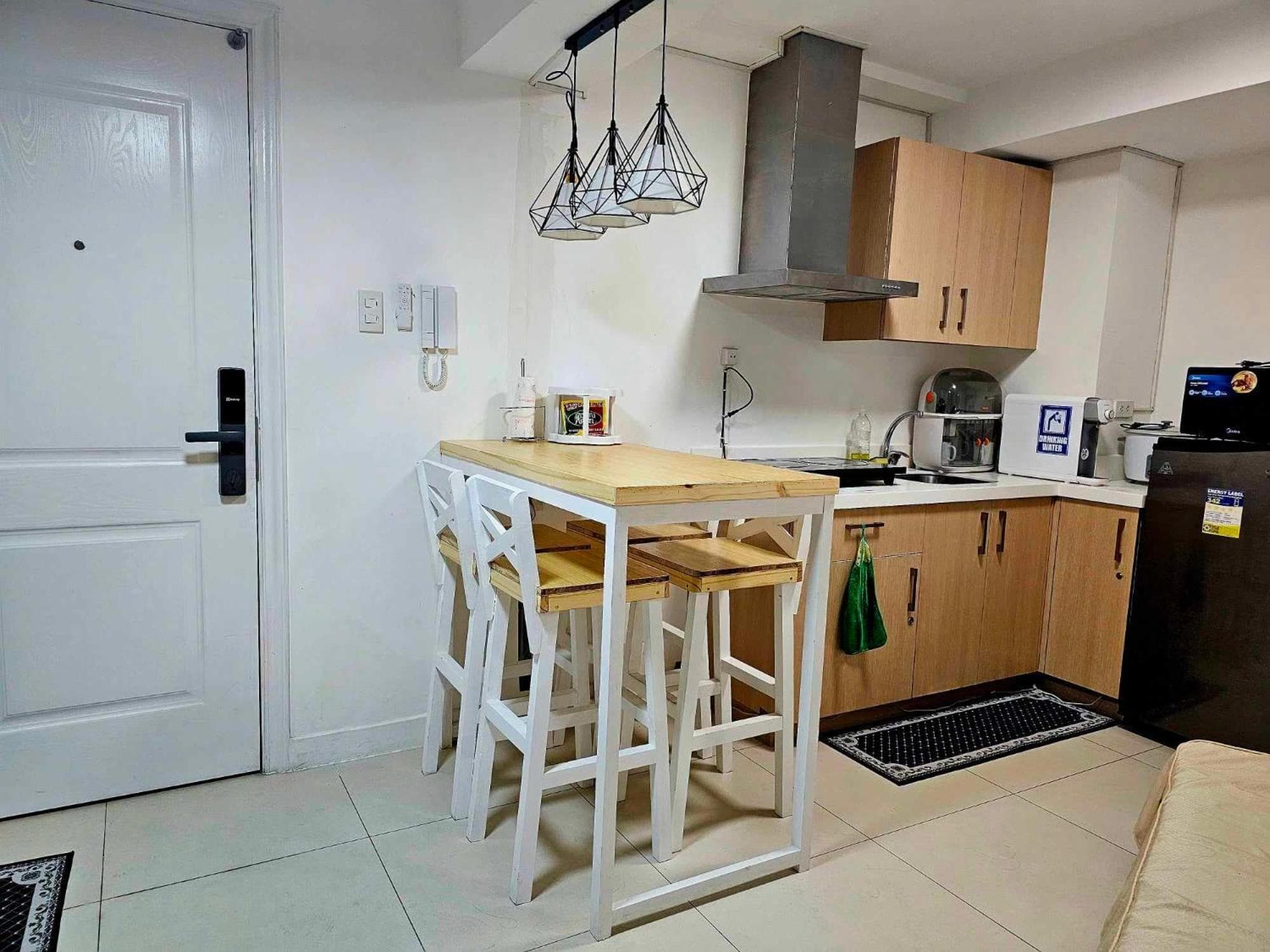 Acellyne's Suites at The Residences at Commonwealth by Century, photo 5