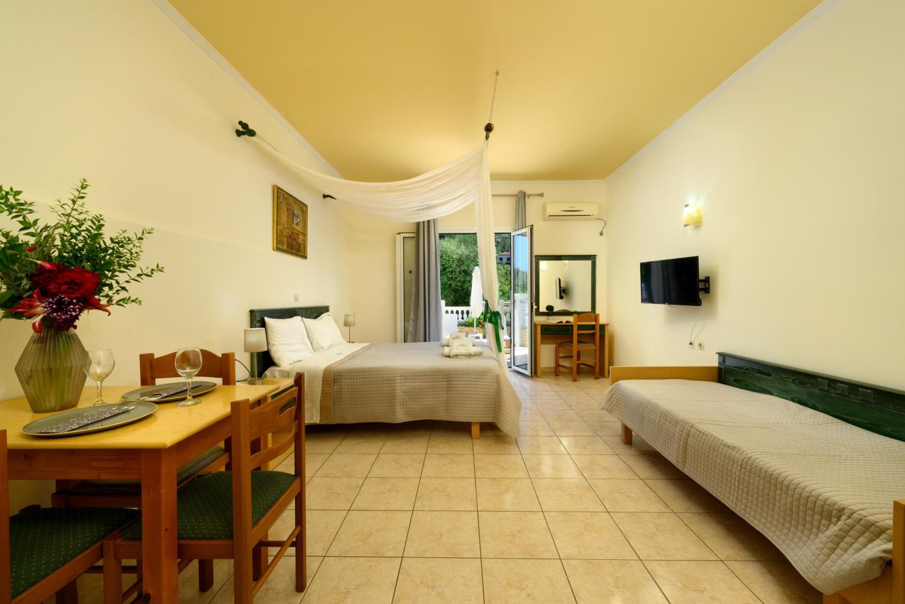 Kerkyra Island Hotel, Mesongi, photo 3