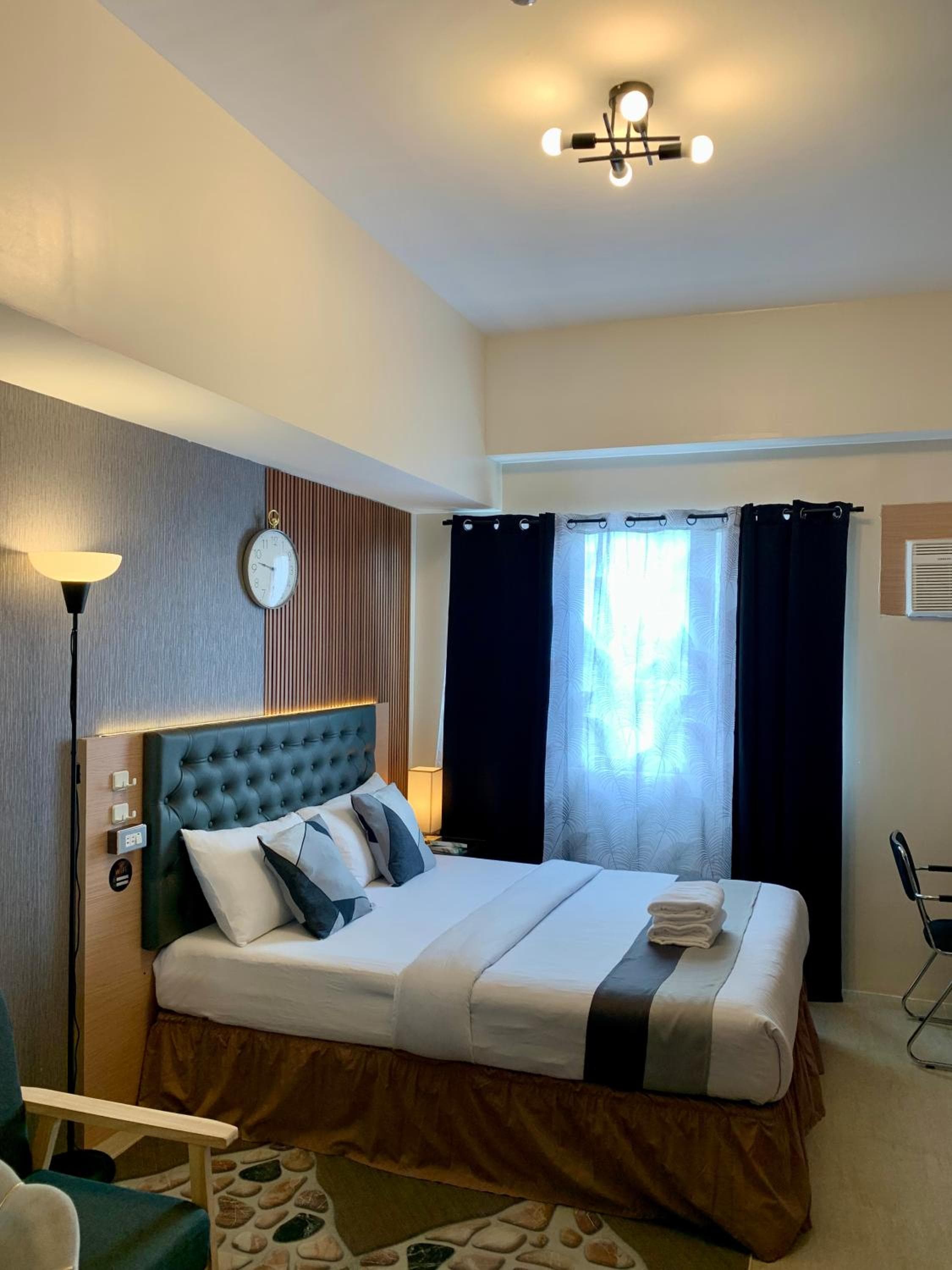 Luxe Condo near IT Park & Waterfront - Free use of Pool, Gym and Sauna, Cebu City, photo 4