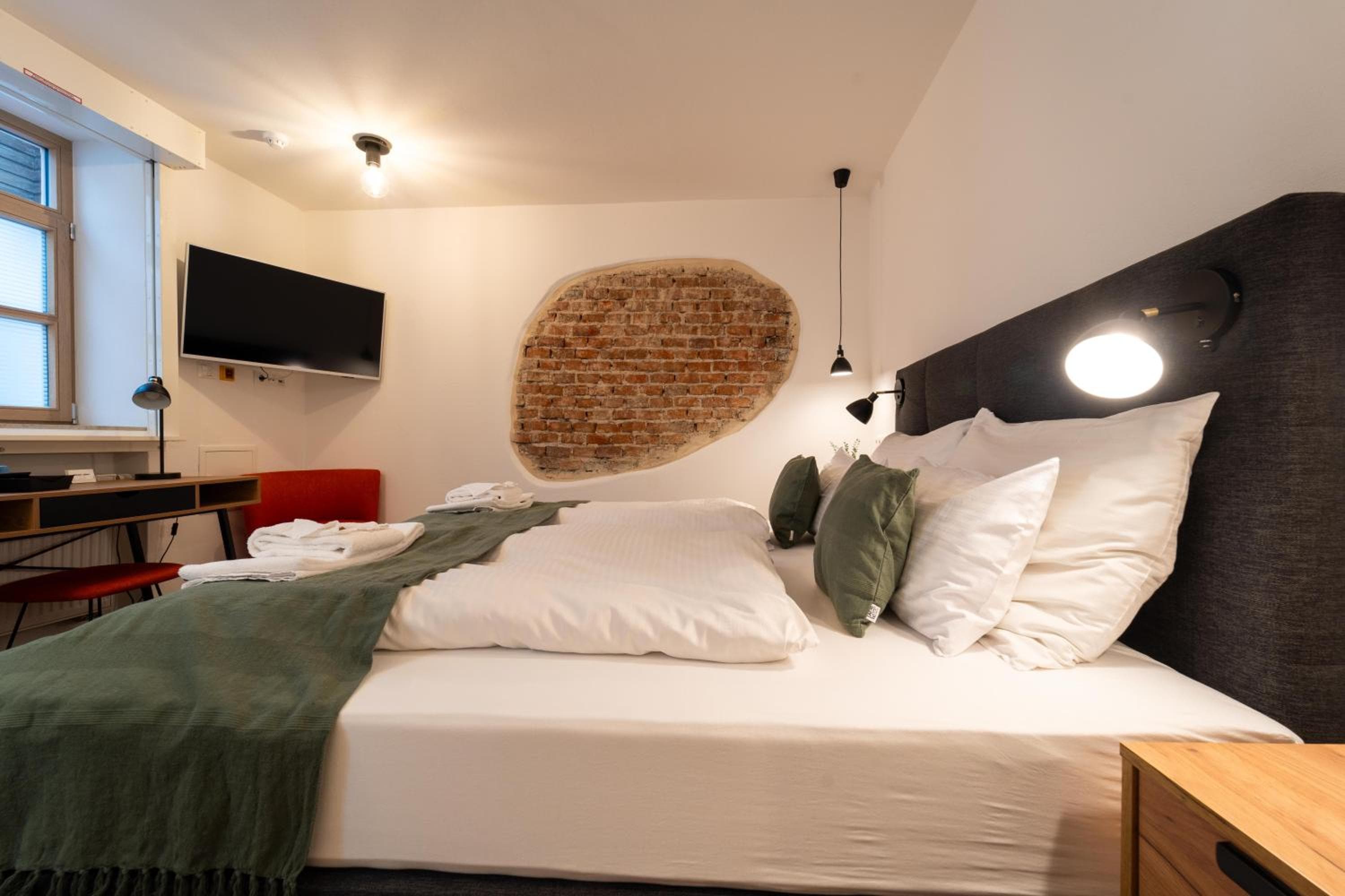 dreamcation Altstadthotel - Mikro Apartments mit Küche & Self Check-In, Regensburg, photo 4