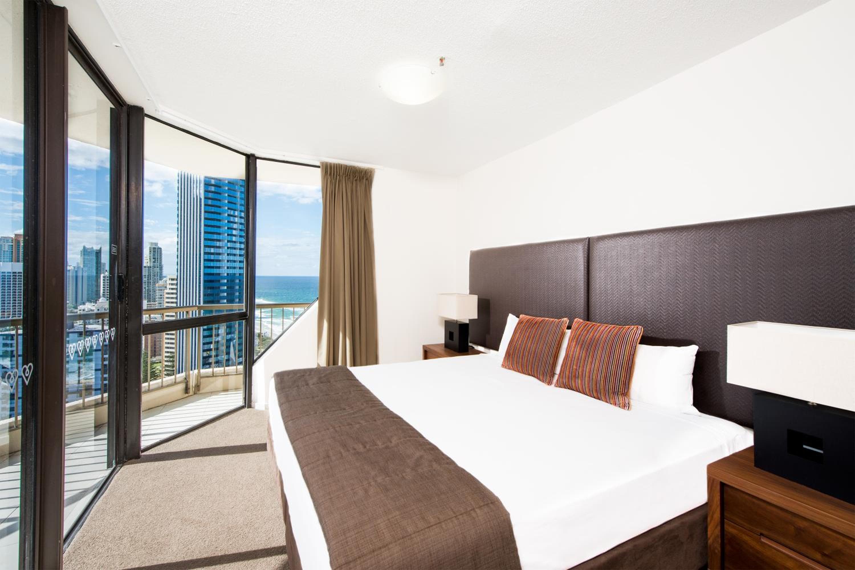 Paradise Centre Apartments, Gold Coast, photo 3